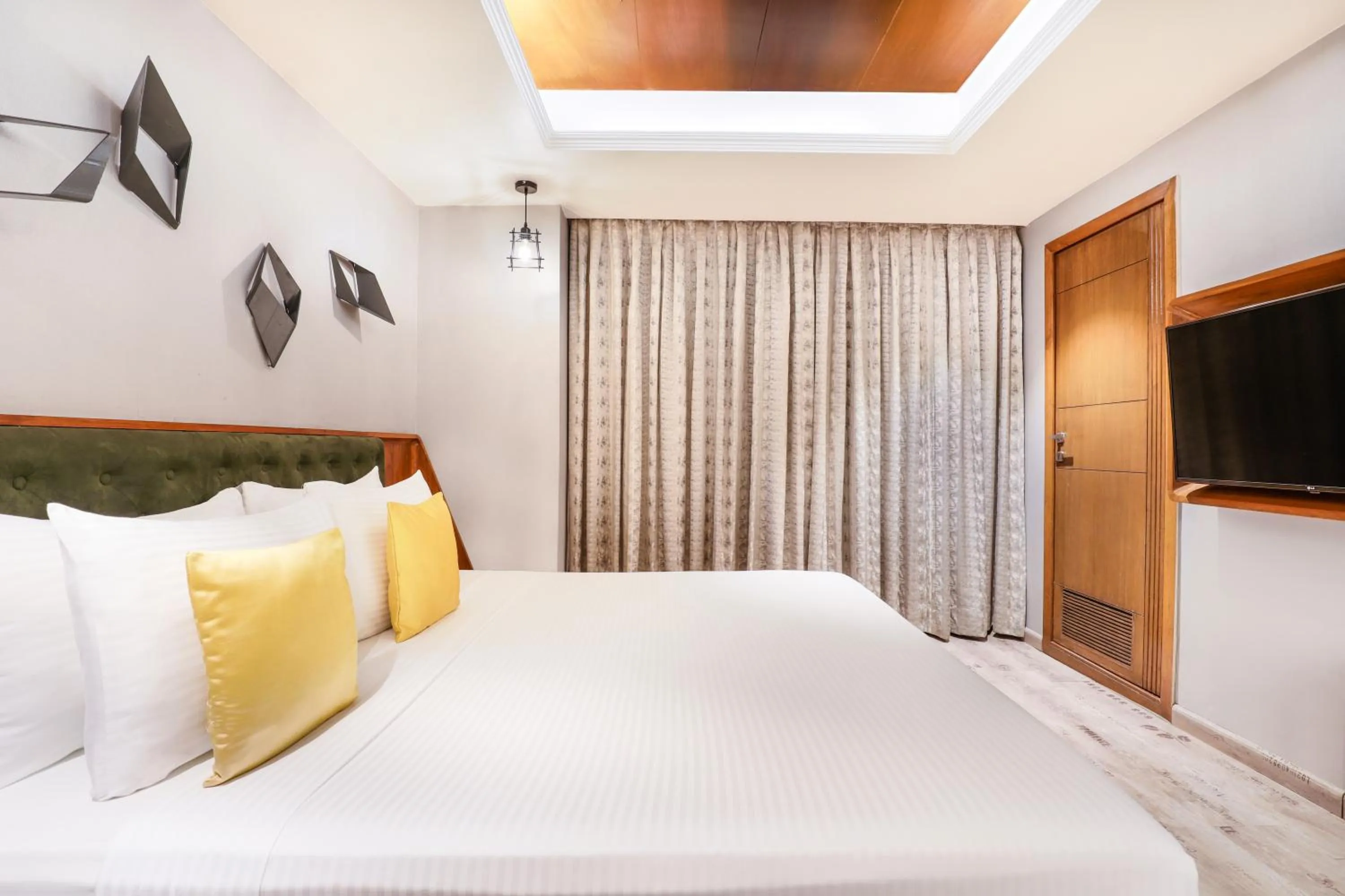 Bedroom, Bed in Keys Select by Lemon Tree Hotels, Gandhi Ashram, Ahmedabad