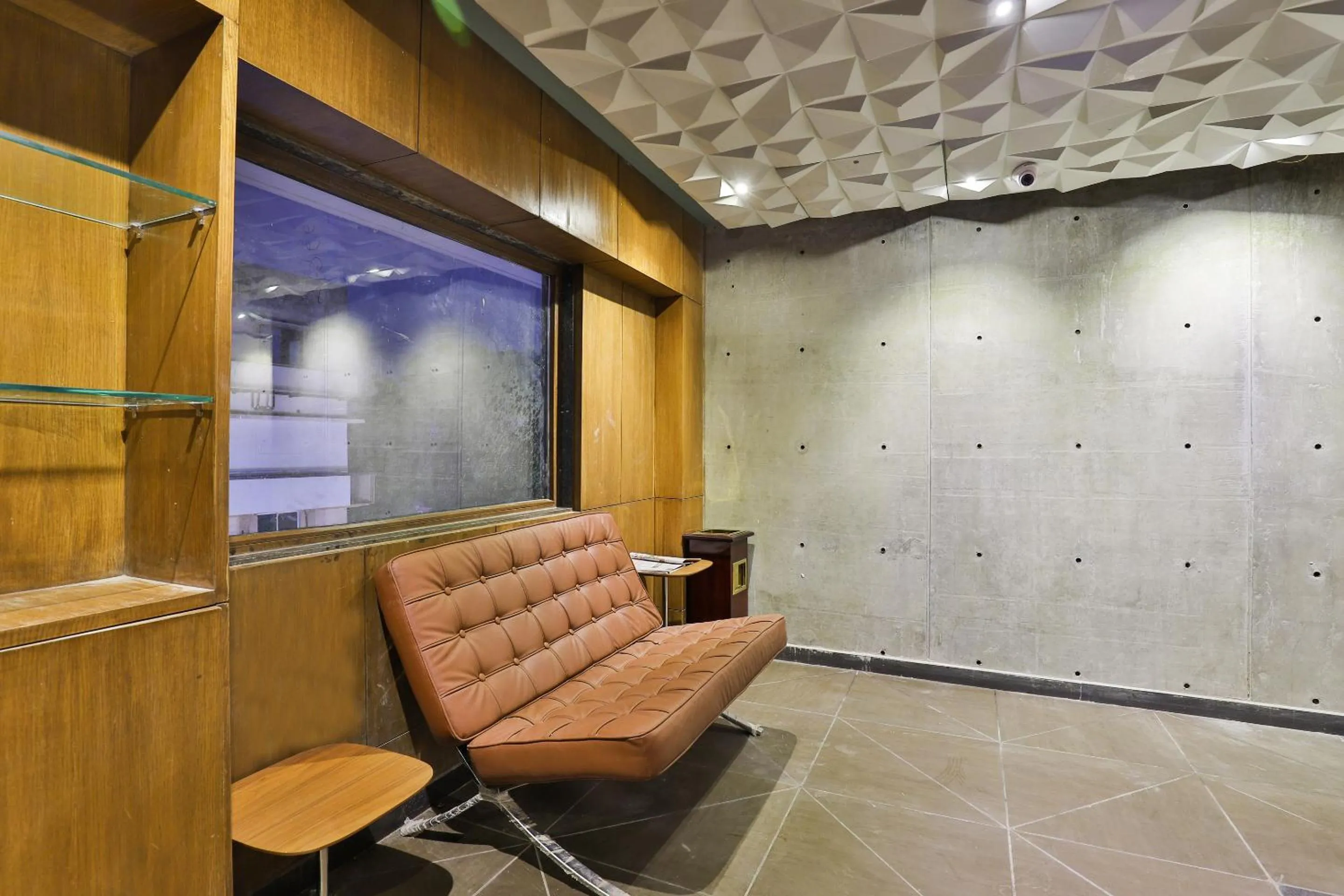 Living room in Keys Select by Lemon Tree Hotels, Gandhi Ashram, Ahmedabad