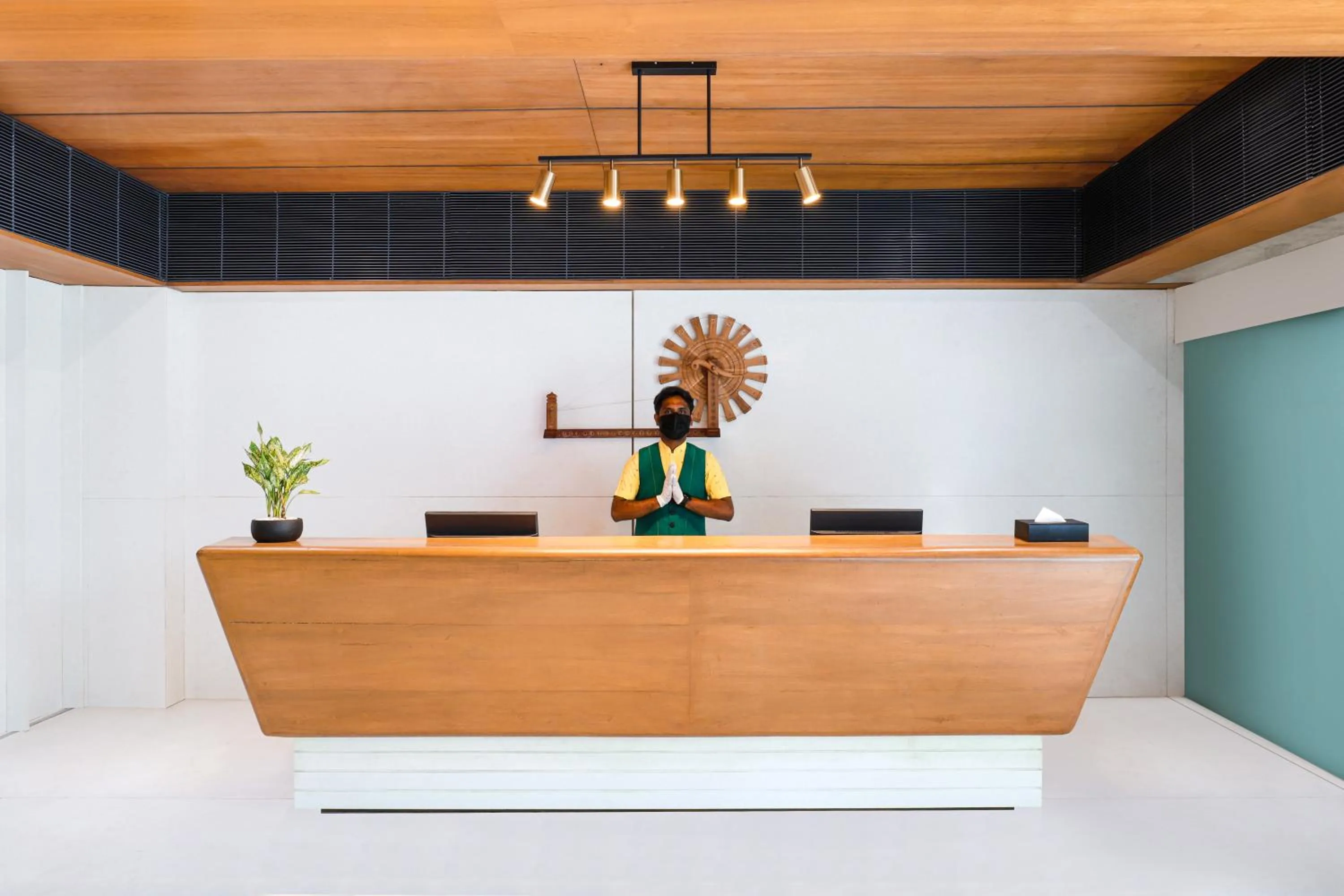 Lobby or reception in Keys Select by Lemon Tree Hotels, Gandhi Ashram, Ahmedabad