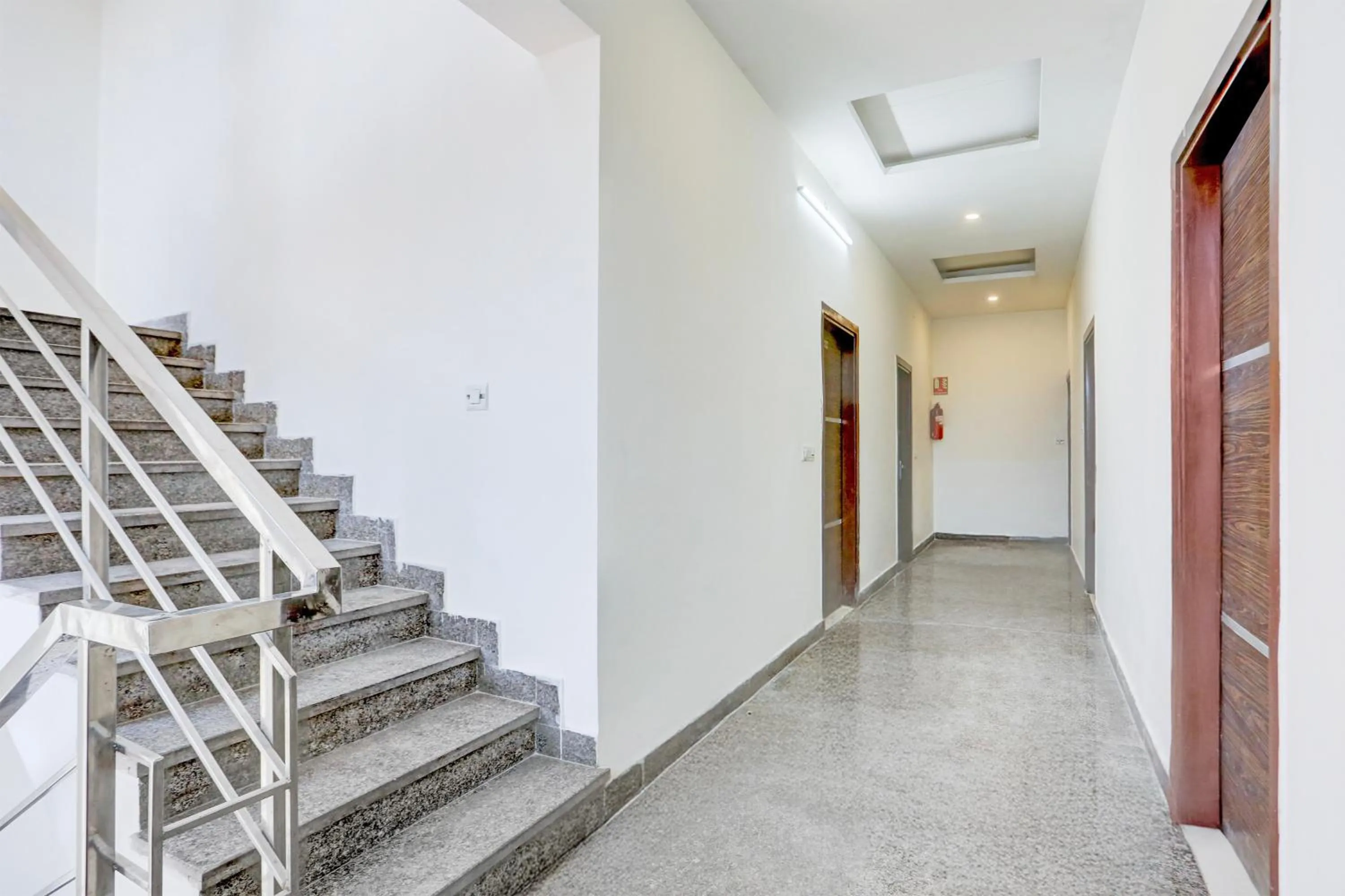 Lobby or reception in Super Hotel O Chandigarh Highway Near Prabhat Road