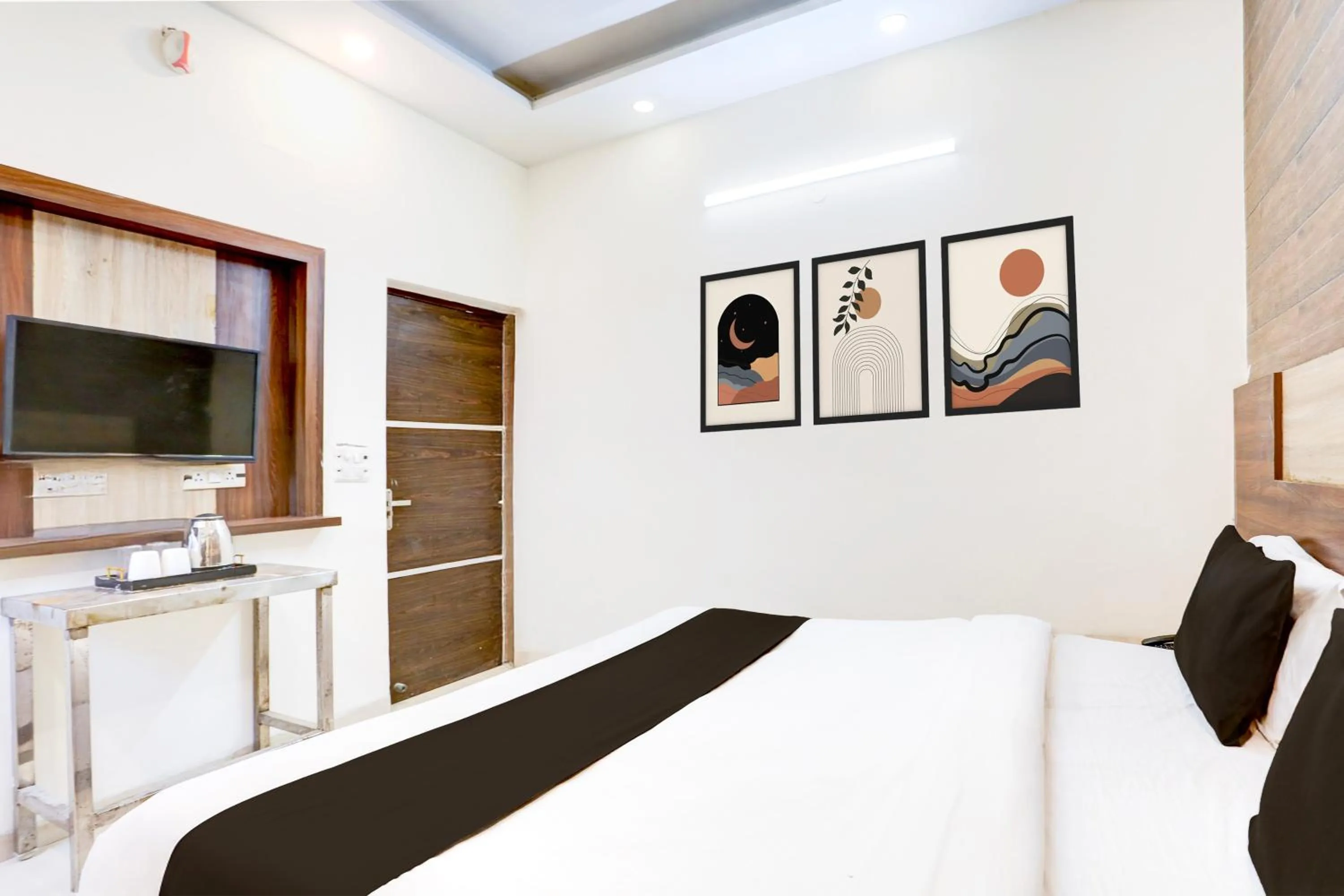 Bedroom, Bed in Super Hotel O Chandigarh Highway Near Prabhat Road