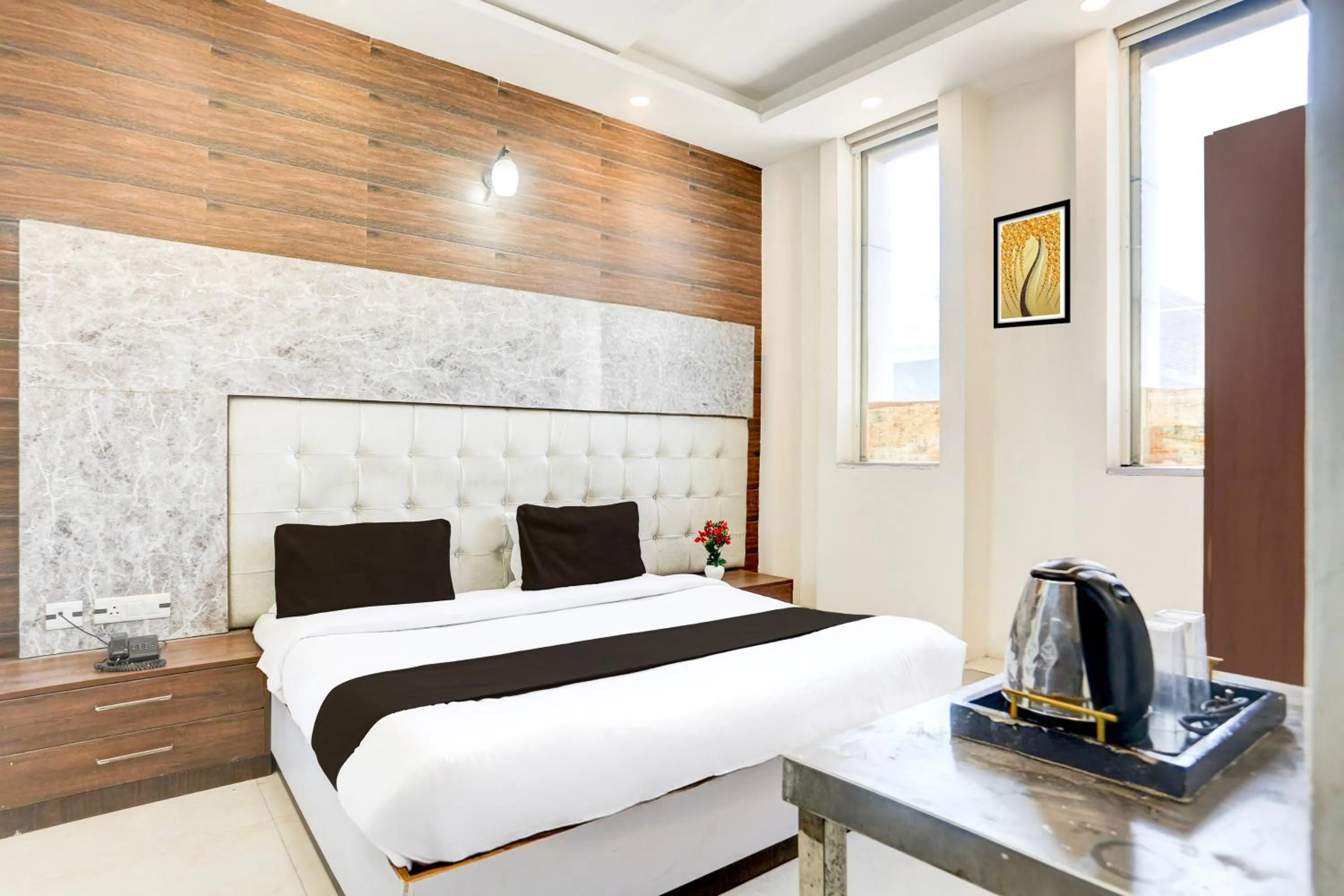 Bedroom, Bed in Super Hotel O Chandigarh Highway Near Prabhat Road