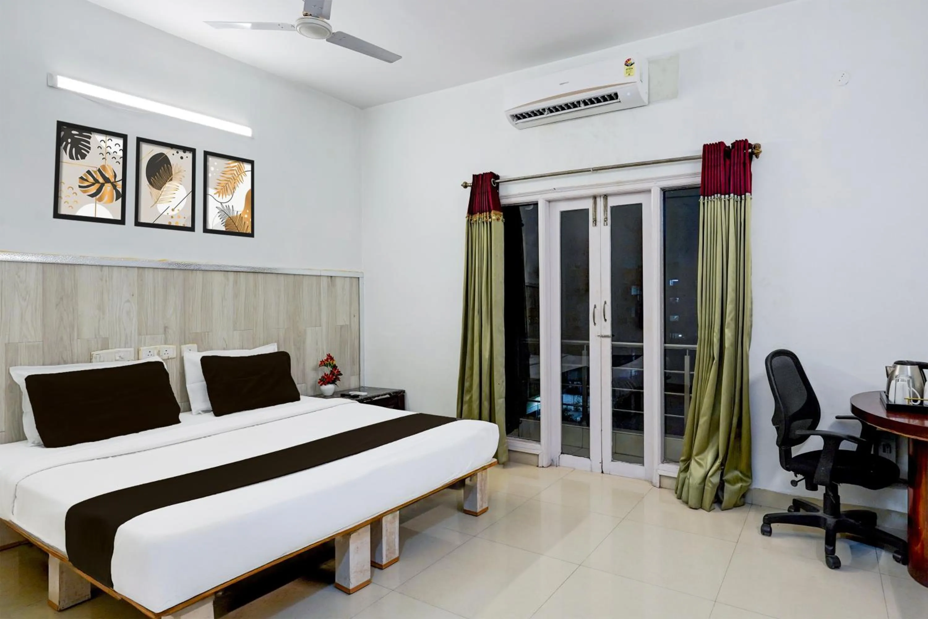 Super Townhouse Medavakkam Near Jayachandran