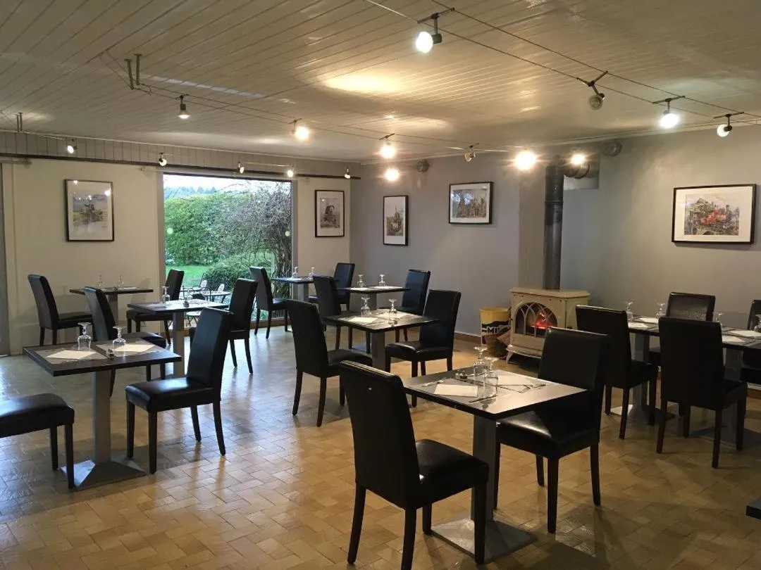 Restaurant/places to eat in Camping de la Croix d'Arles