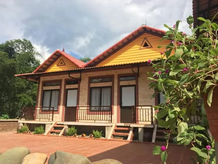 Mai Chau Xanh Bungalow