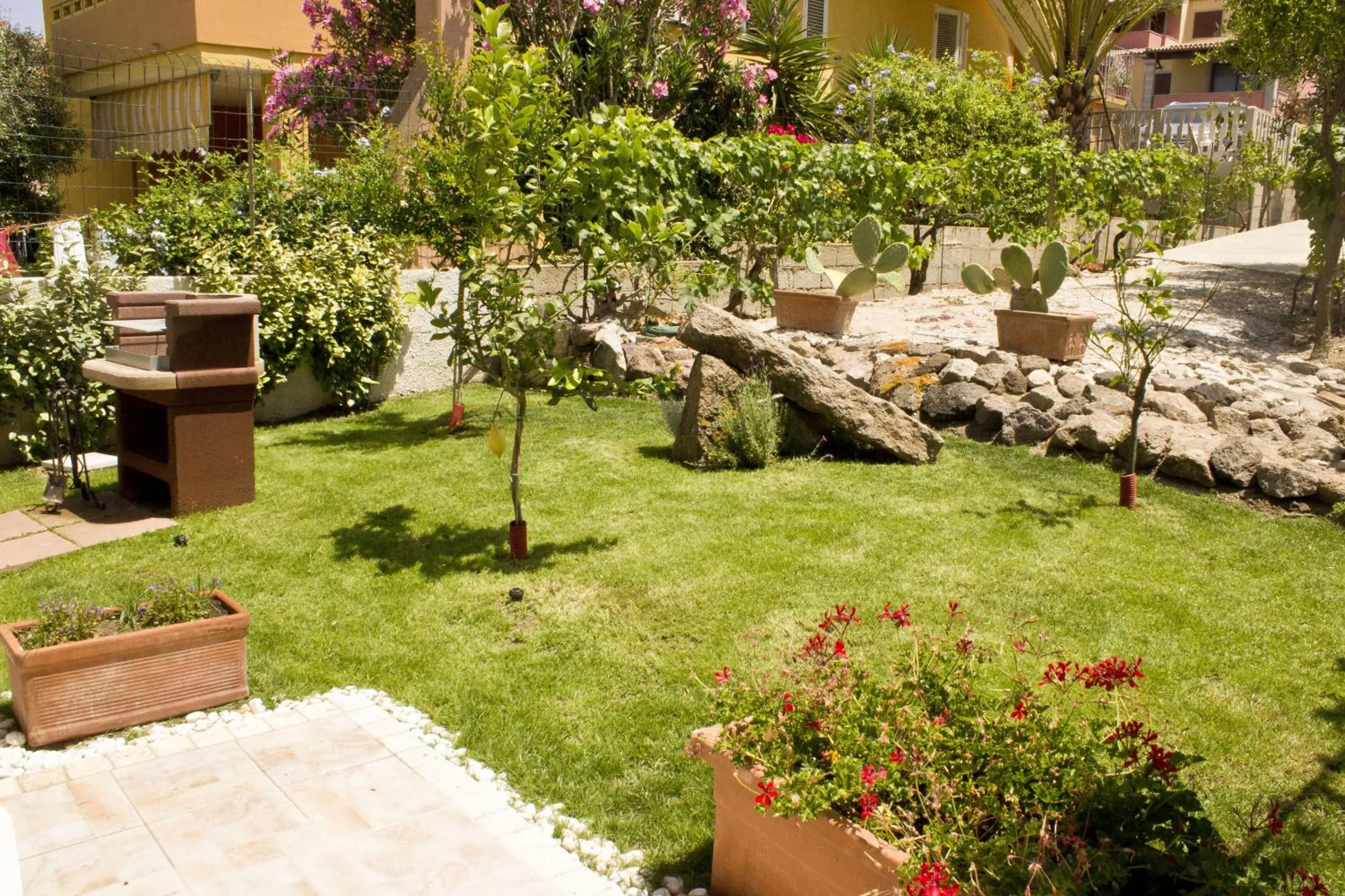 Garden view in Real B&B Primo Sole