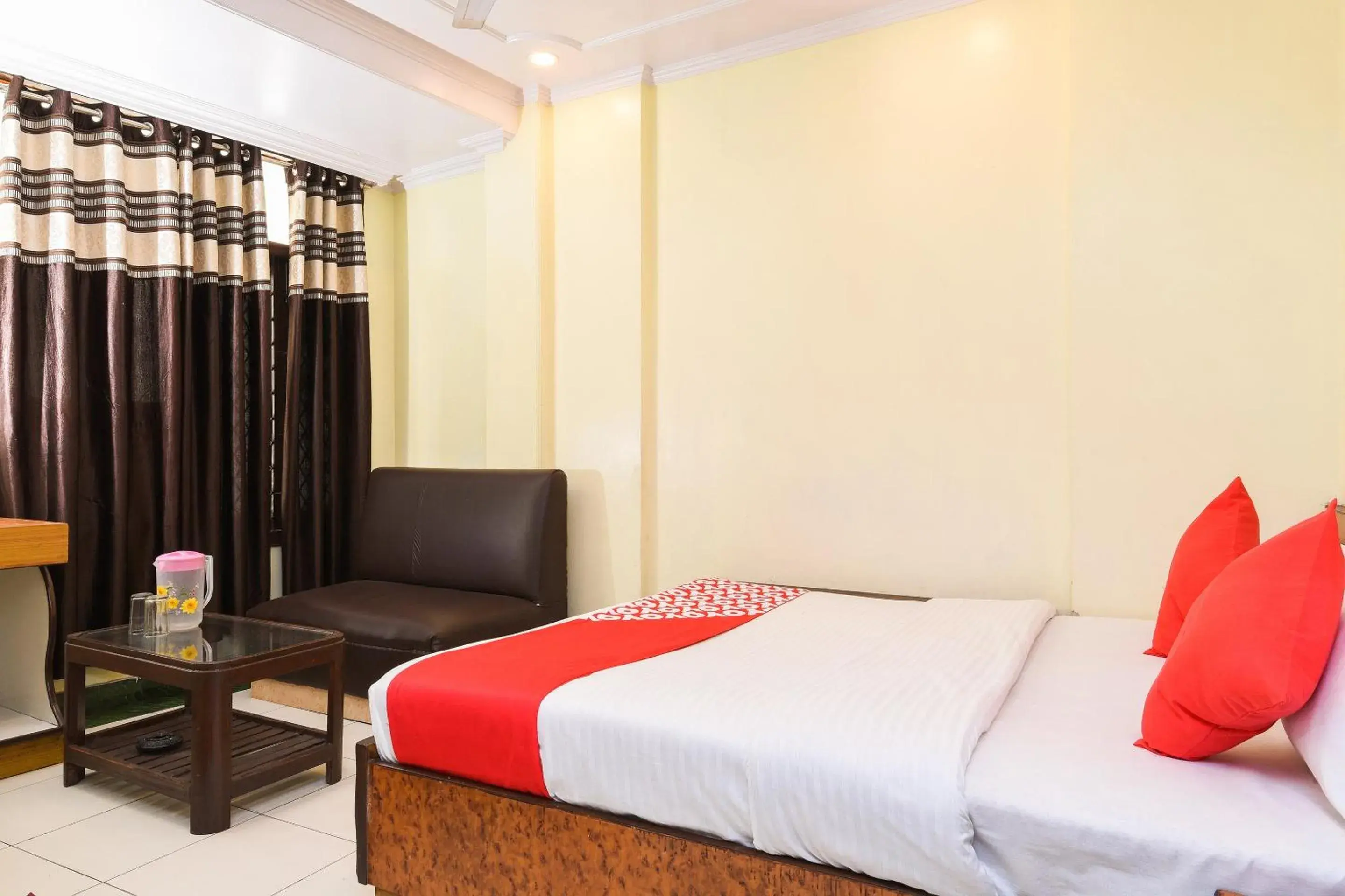 Bedroom in Hotel O City Palace Bedroom in Hotel O City Palace