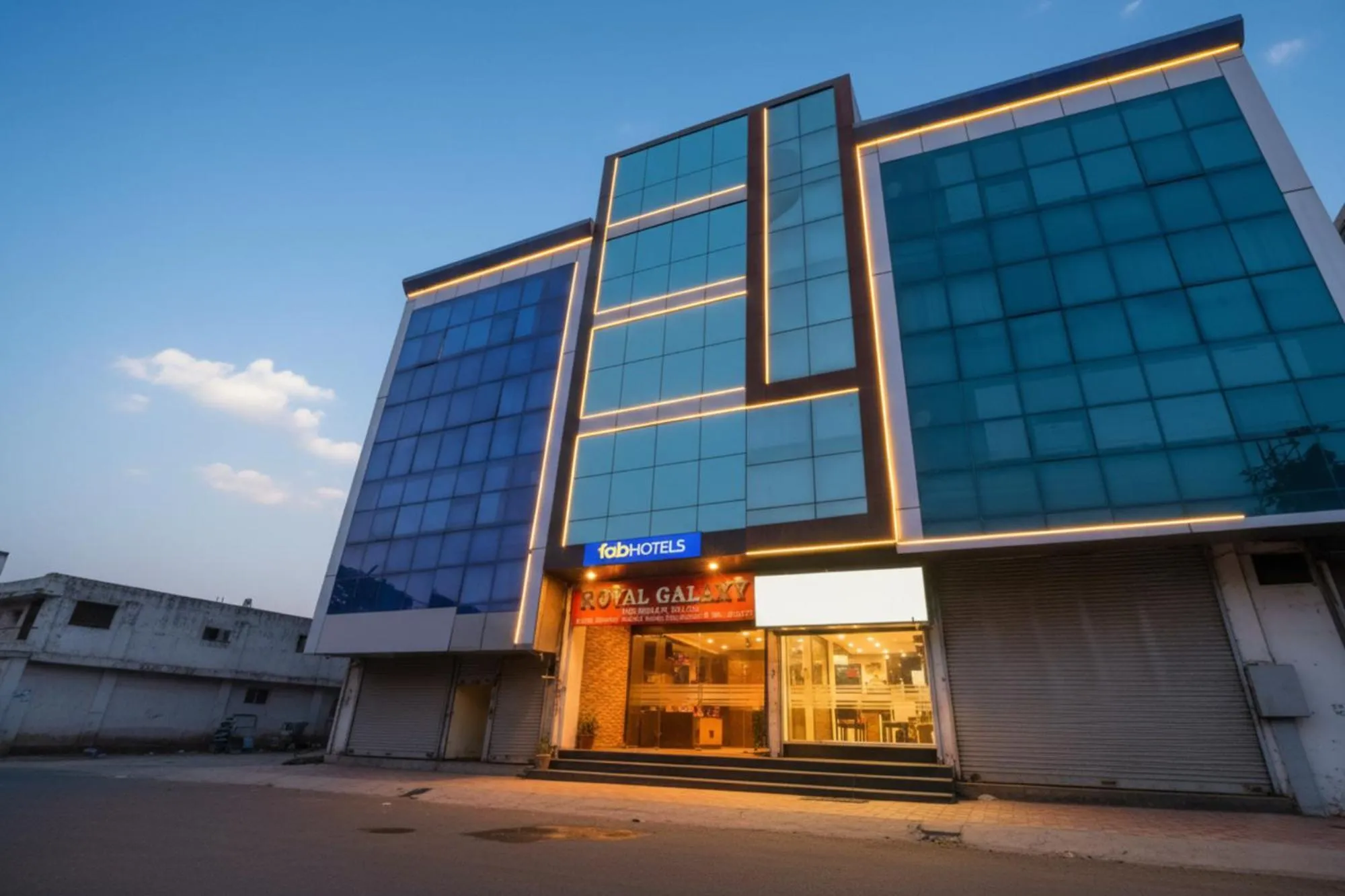 Property building in Via Royal Galaxy I