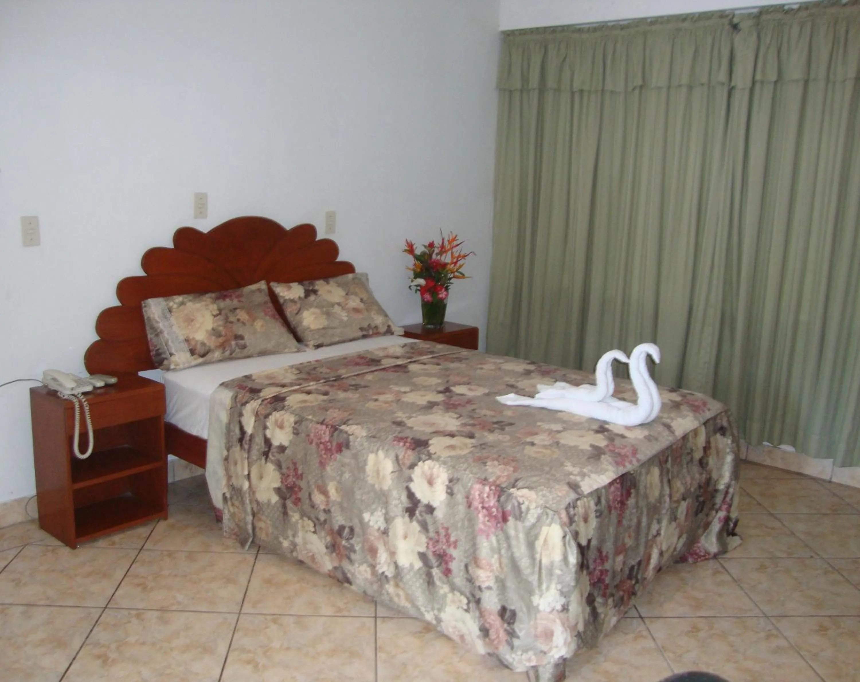 Photo of the whole room, Bed in Hotel Sol del Oriente Iquitos