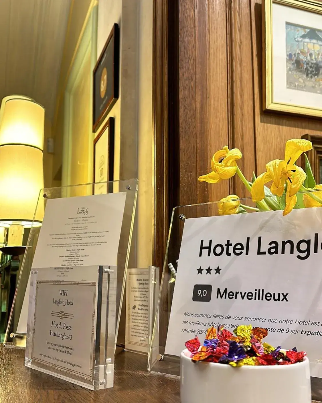 Lobby or reception in Hôtel Langlois Lobby or reception in Hôtel Langlois