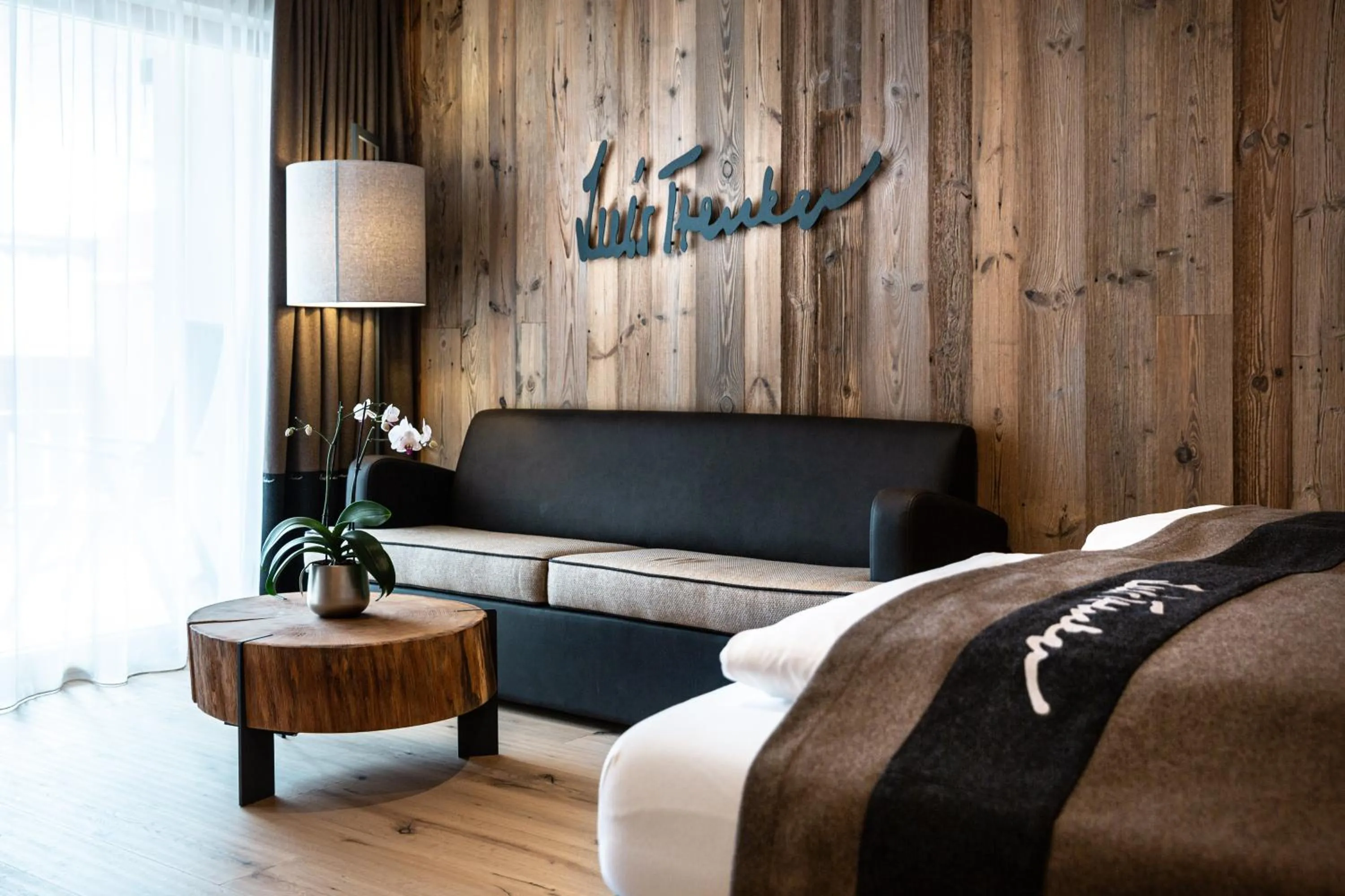 Living room, Bed in Hotel Arkadia - "Adults Only"