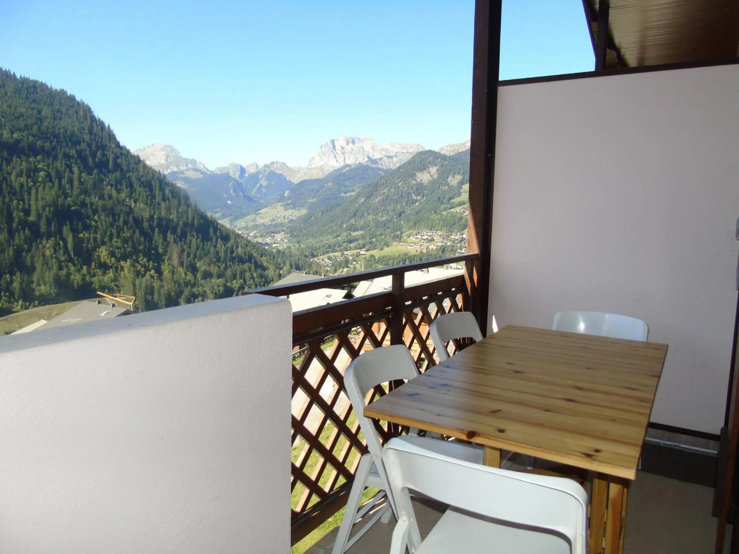 Appartement spacieux 6 personnes avec balcon à Châtel - FR-1-198-127