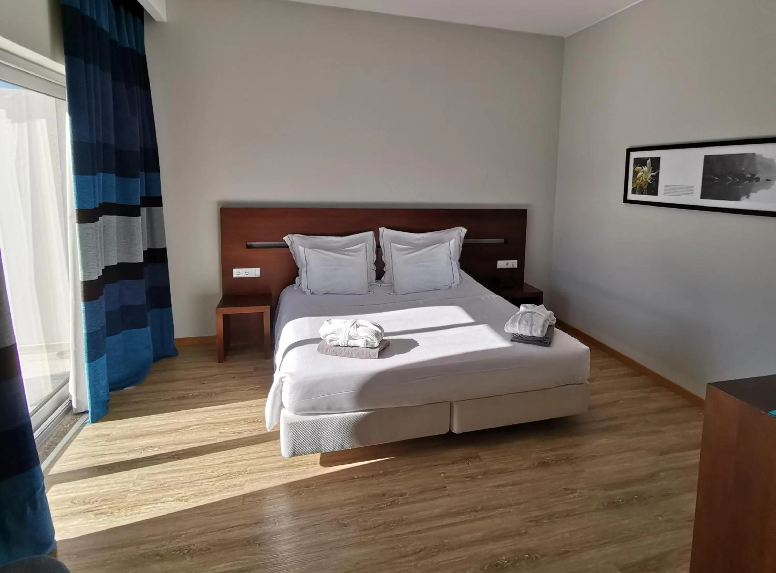 Photo of the whole room, Bed in Agua Hotels Mondim de Basto