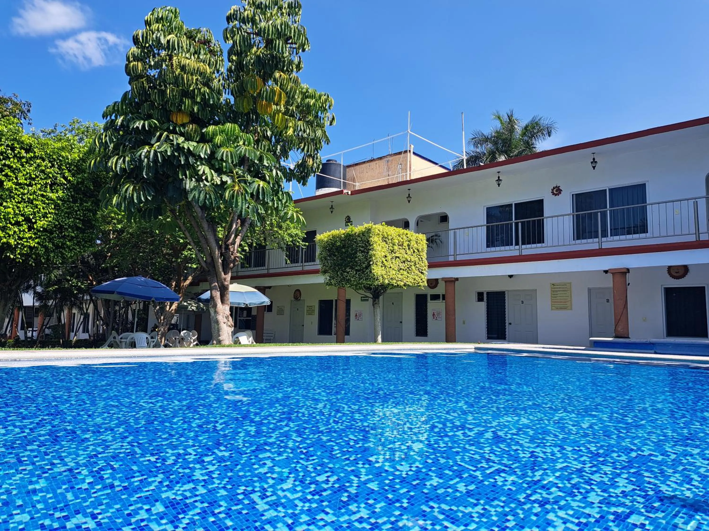Swimming pool in Hotel Quinta Paraiso
