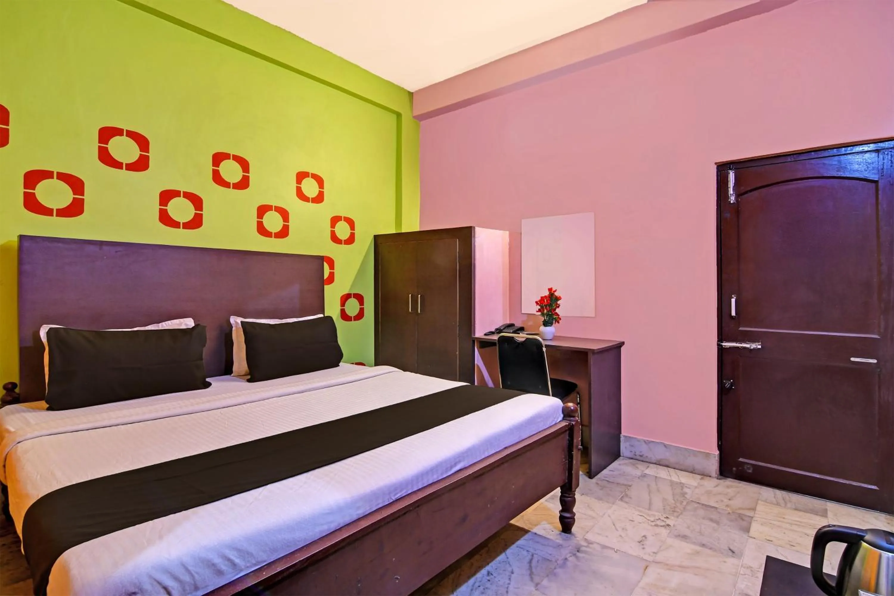 Bedroom, Bed in Super Hotel O Chilika Residency