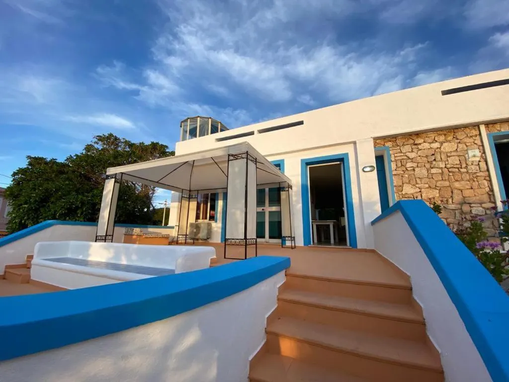 Property building in Hotel Guitgia Tommasino