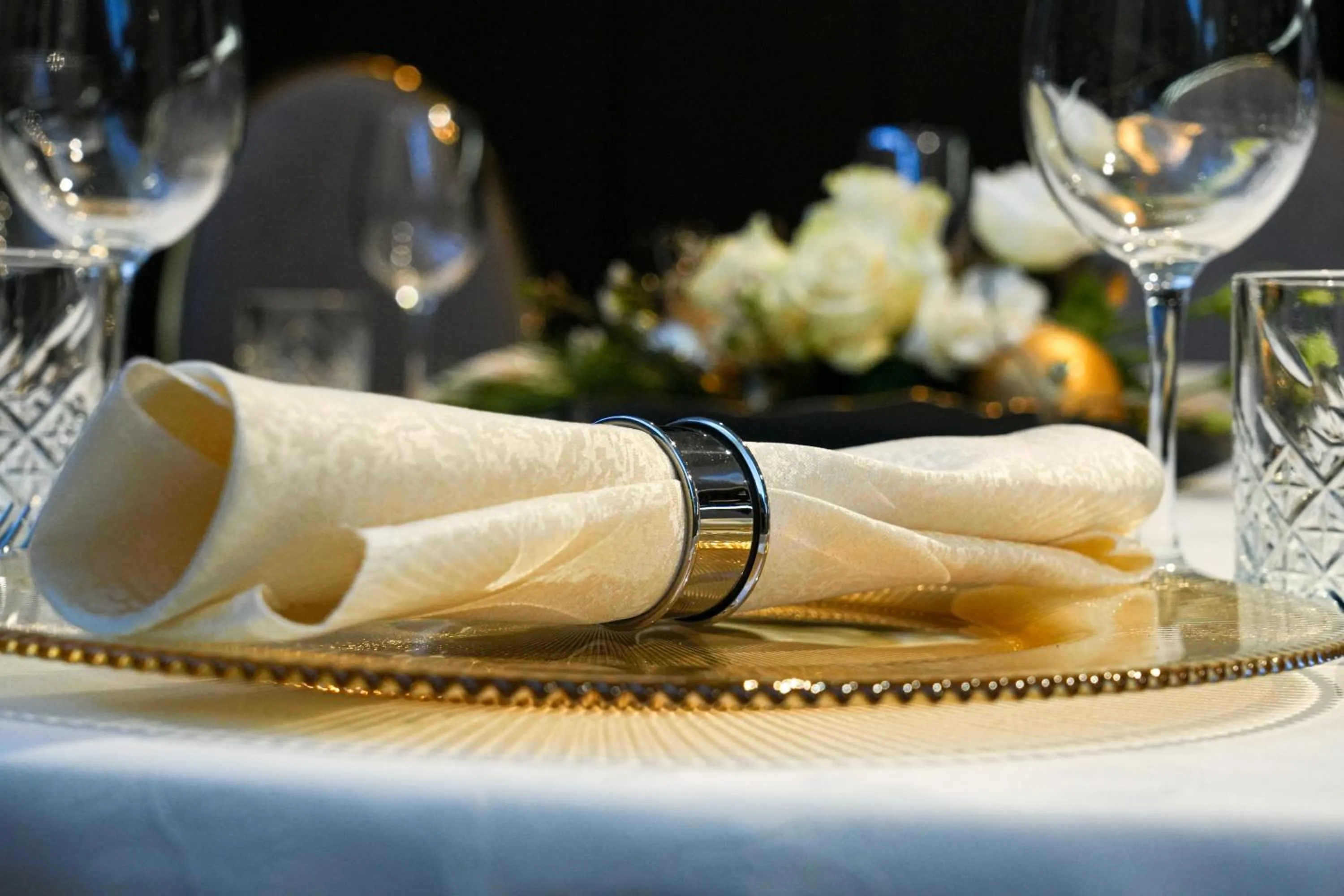 Restaurant/places to eat in Hotel Cubix