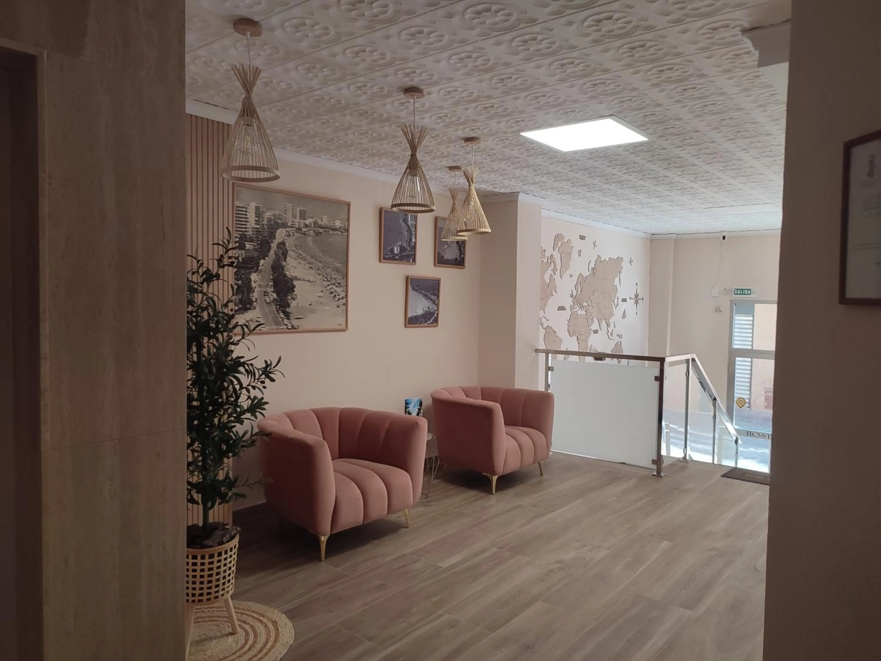 Lobby or reception in Hostal Garamar
