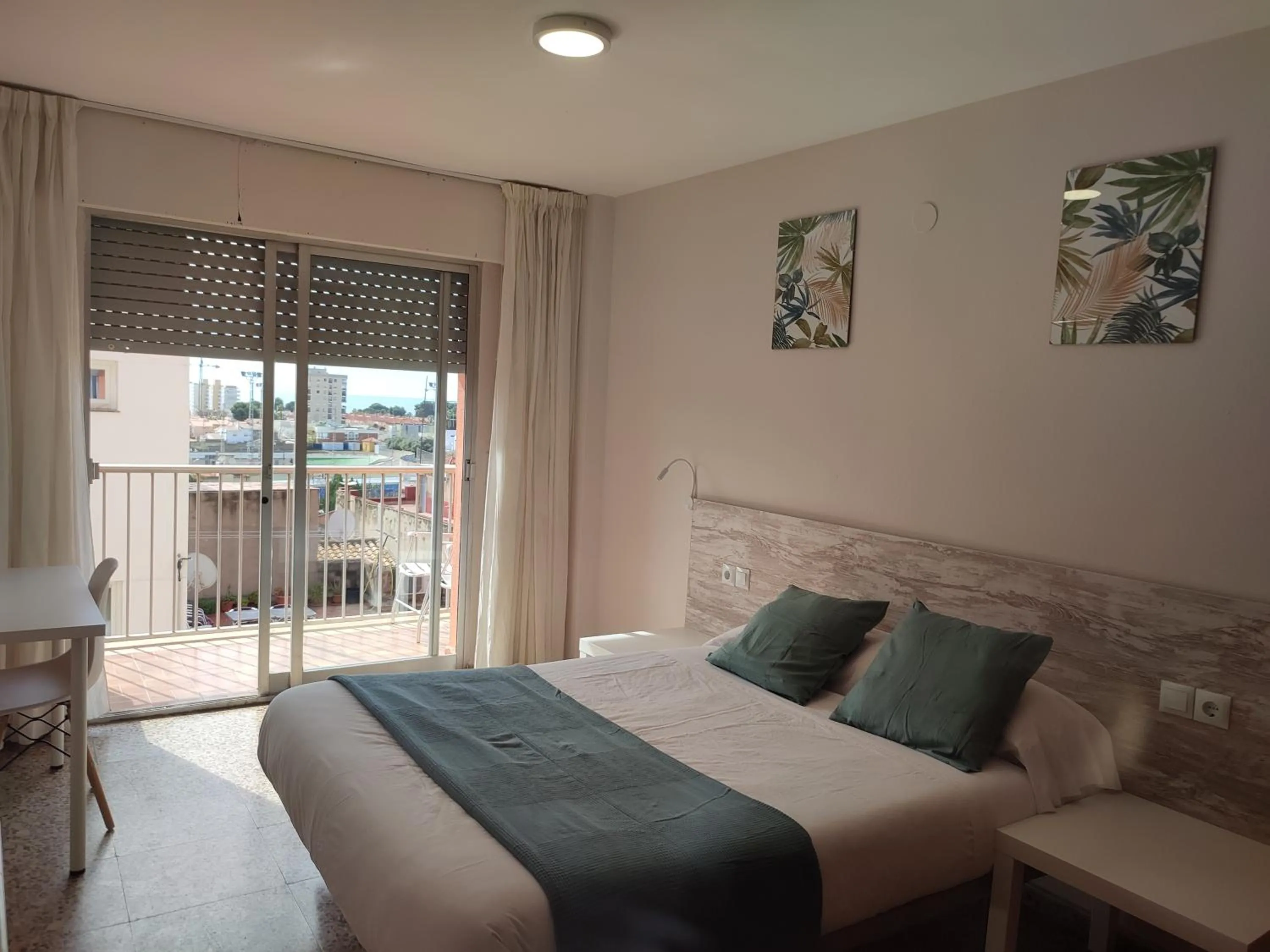 Bed in Hostal Garamar