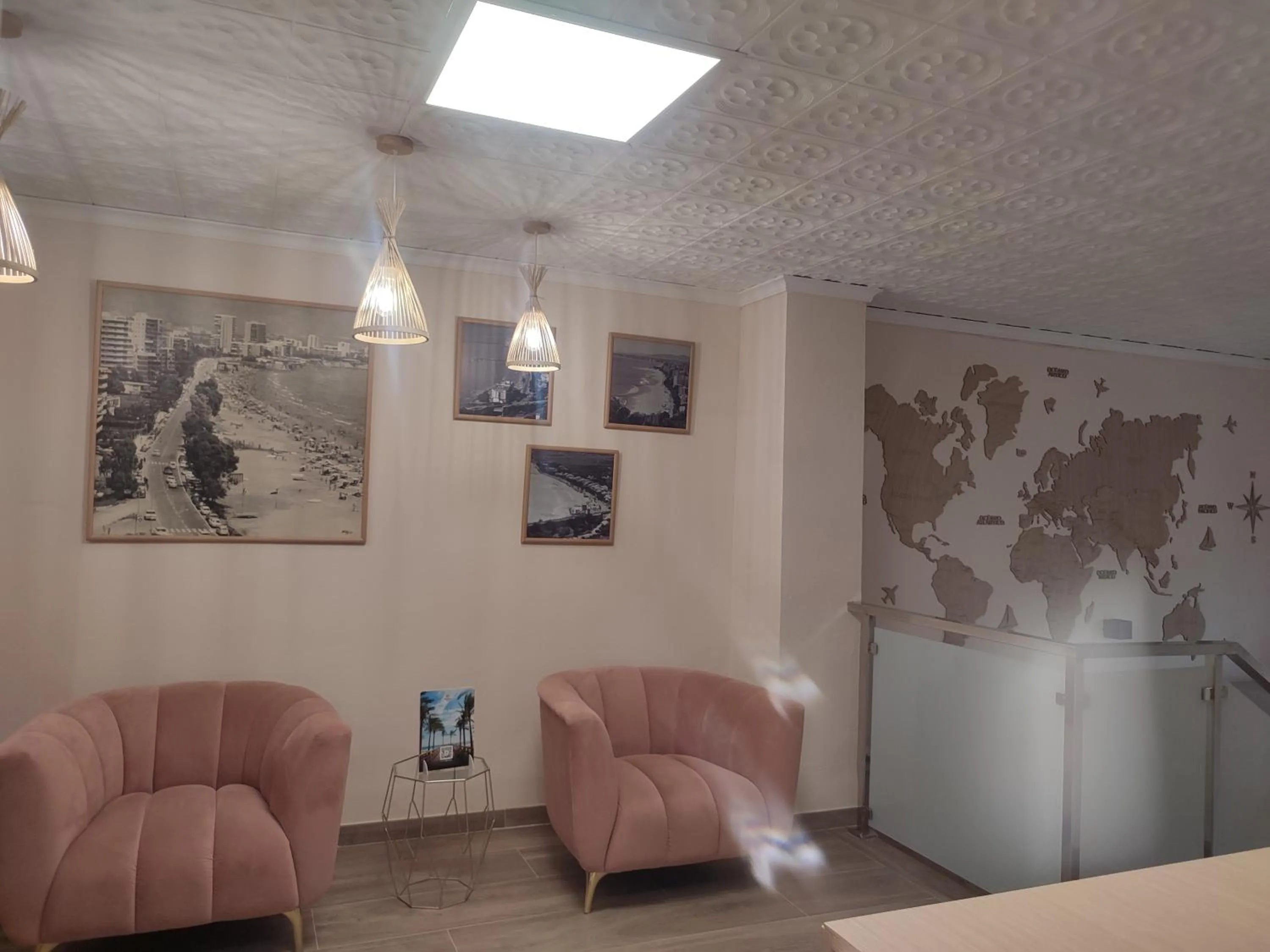 Lobby or reception in Hostal Garamar