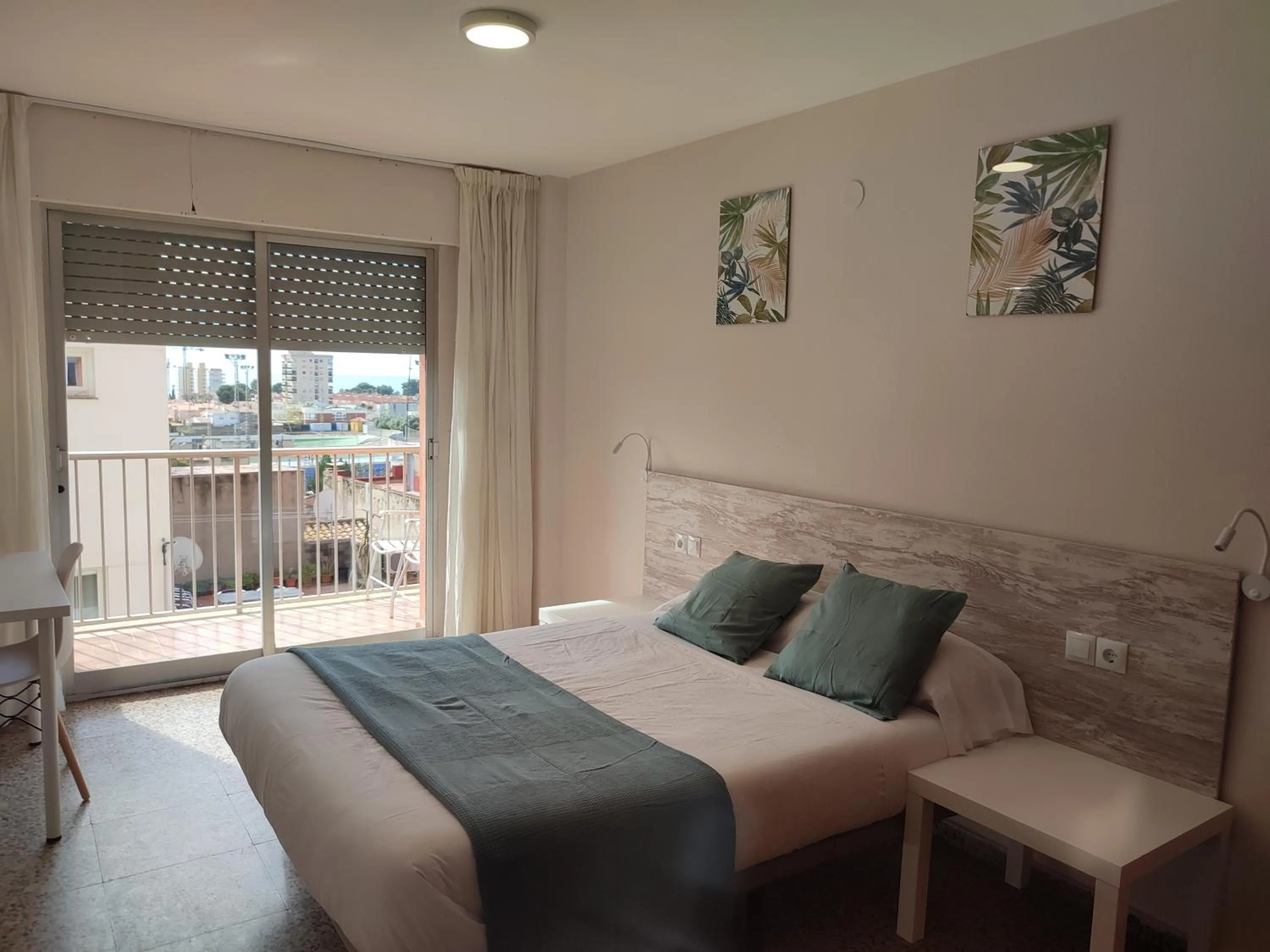 Bed in Hostal Garamar