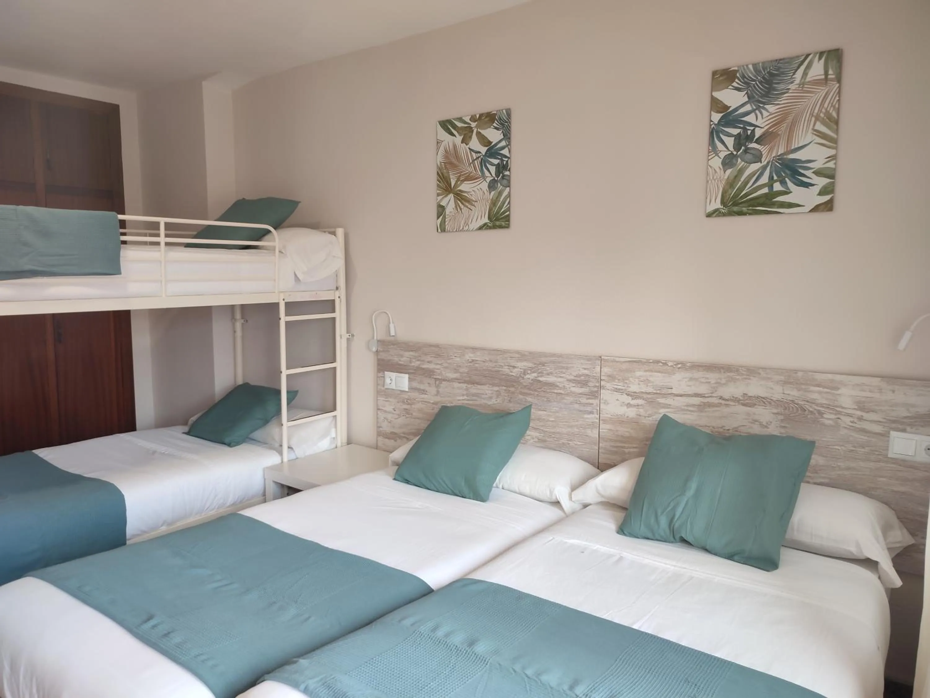 Bed in Hostal Garamar