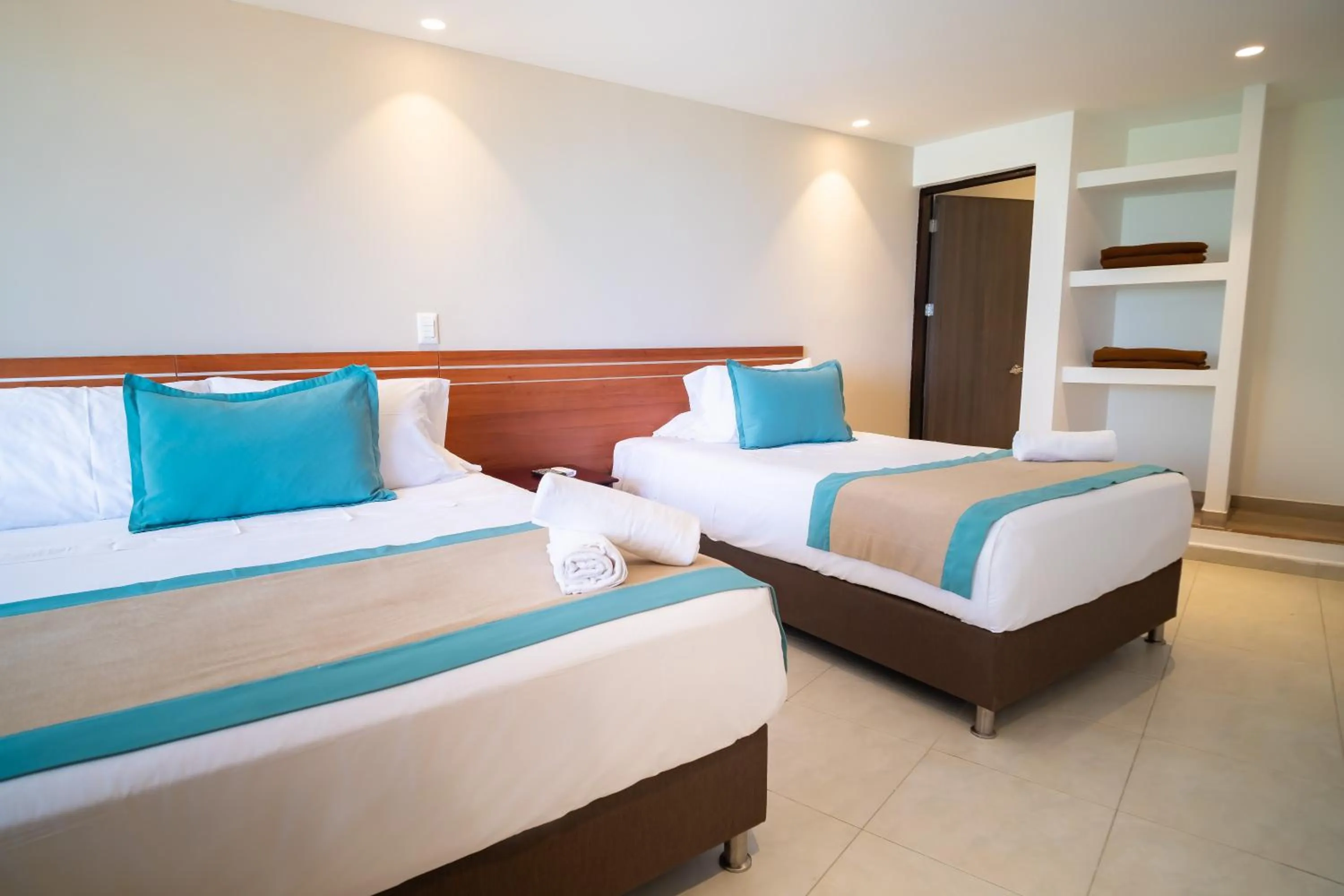 Triple Room in Hotel Portobelo boulevard