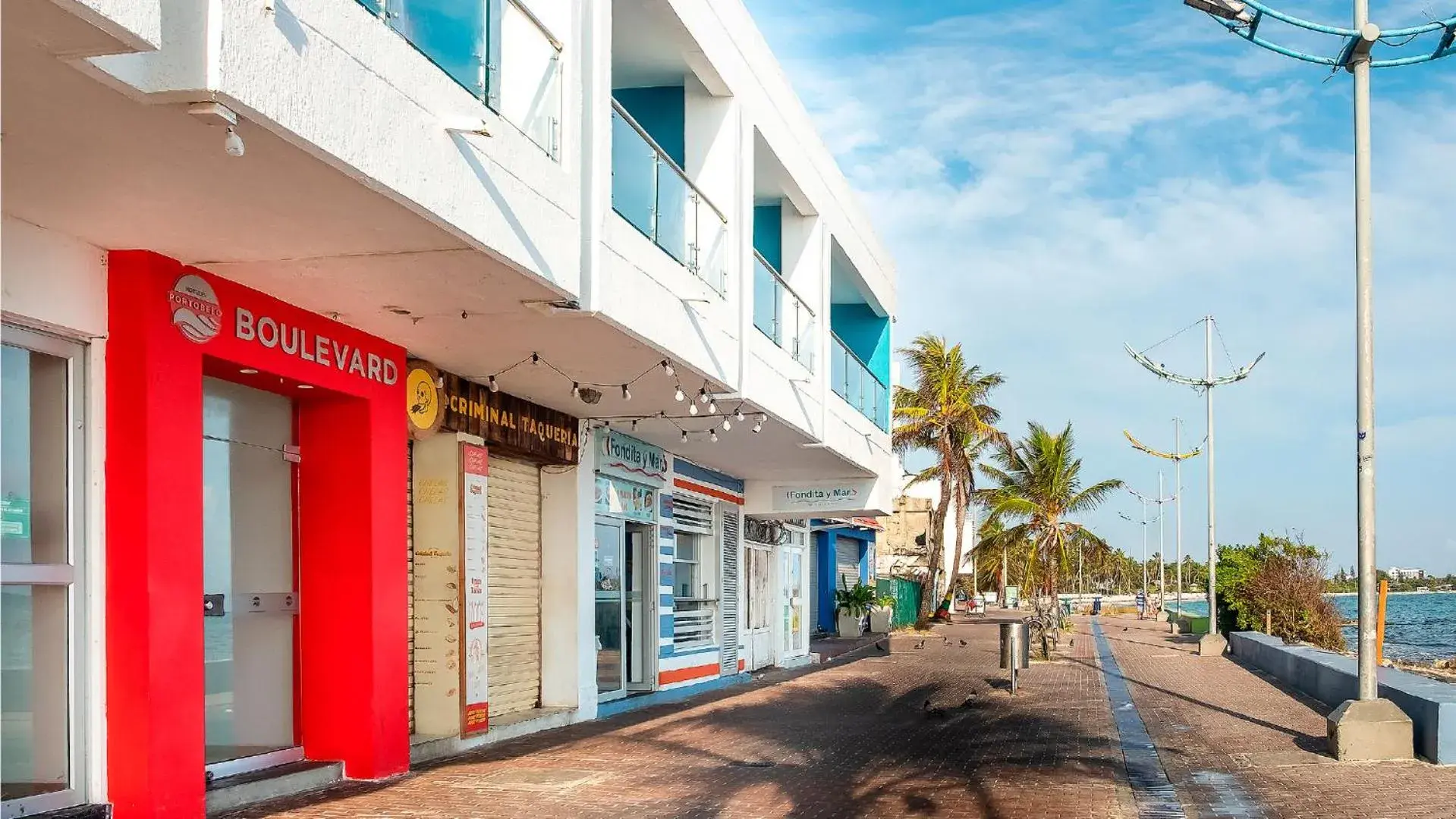 Facade/entrance in Hotel Portobelo boulevard Facade/entrance in Hotel Portobelo boulevard