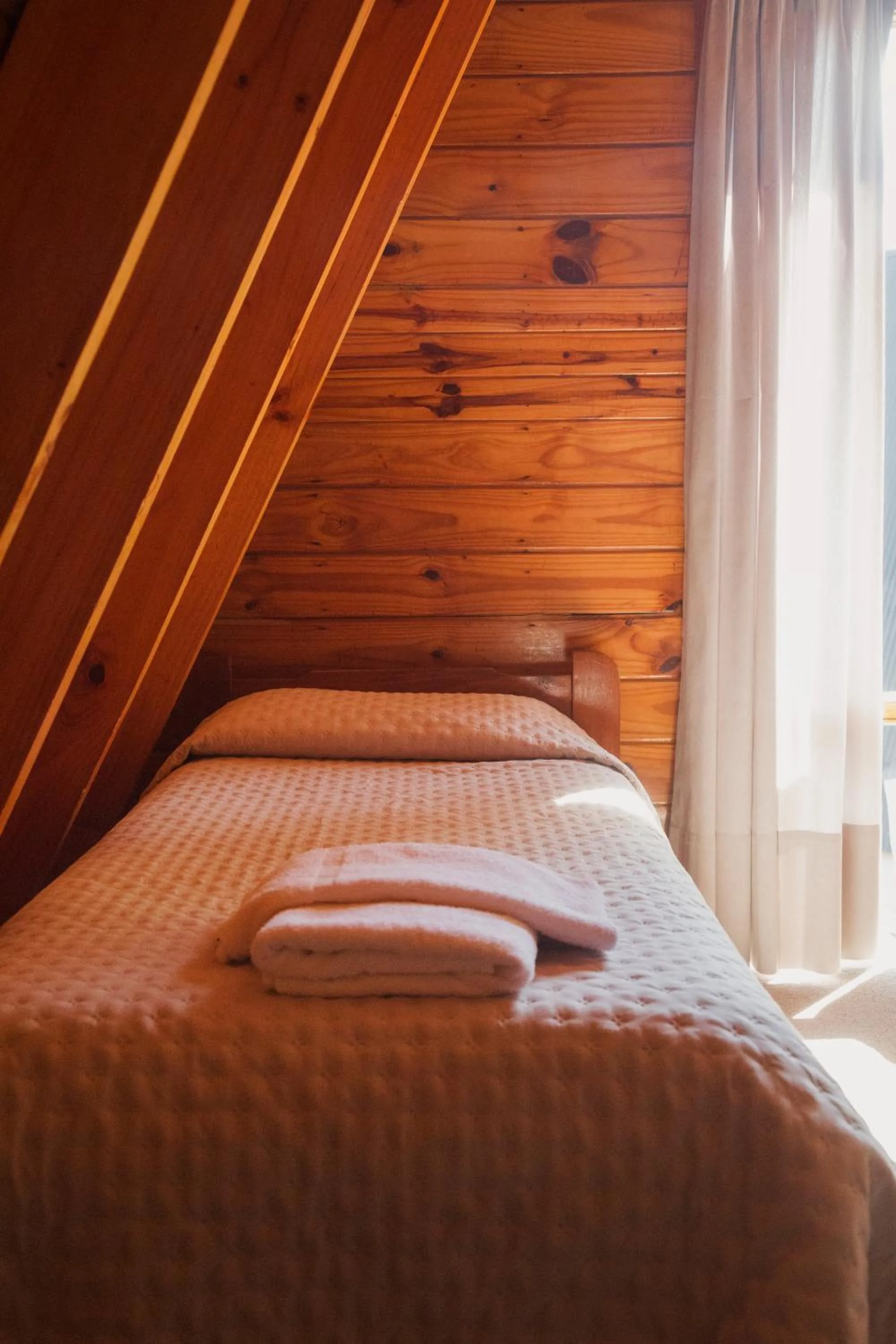 Bed in Cabañas Nevis, excelente ubicación