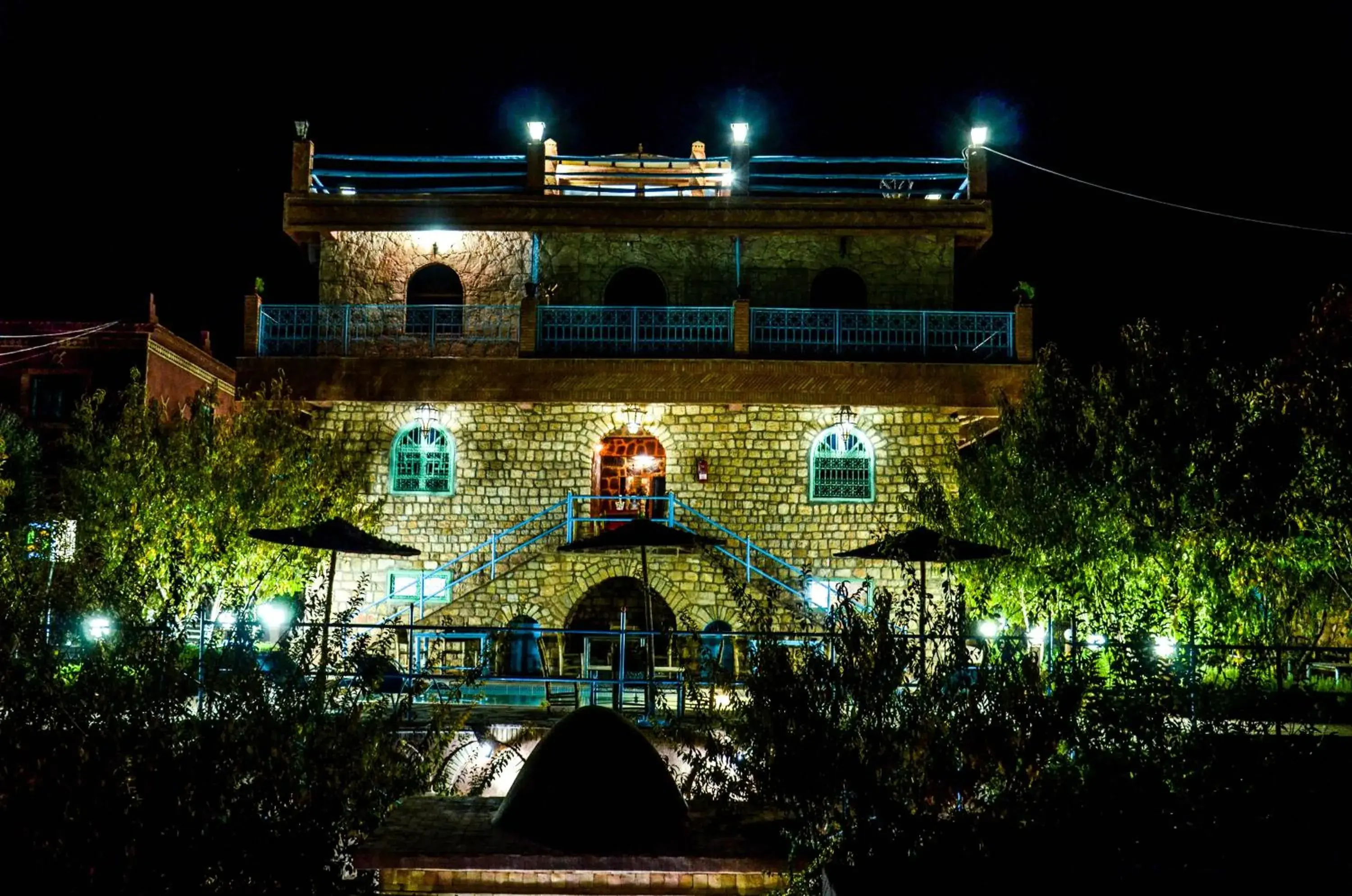 Riad Aslda Riad Aslda