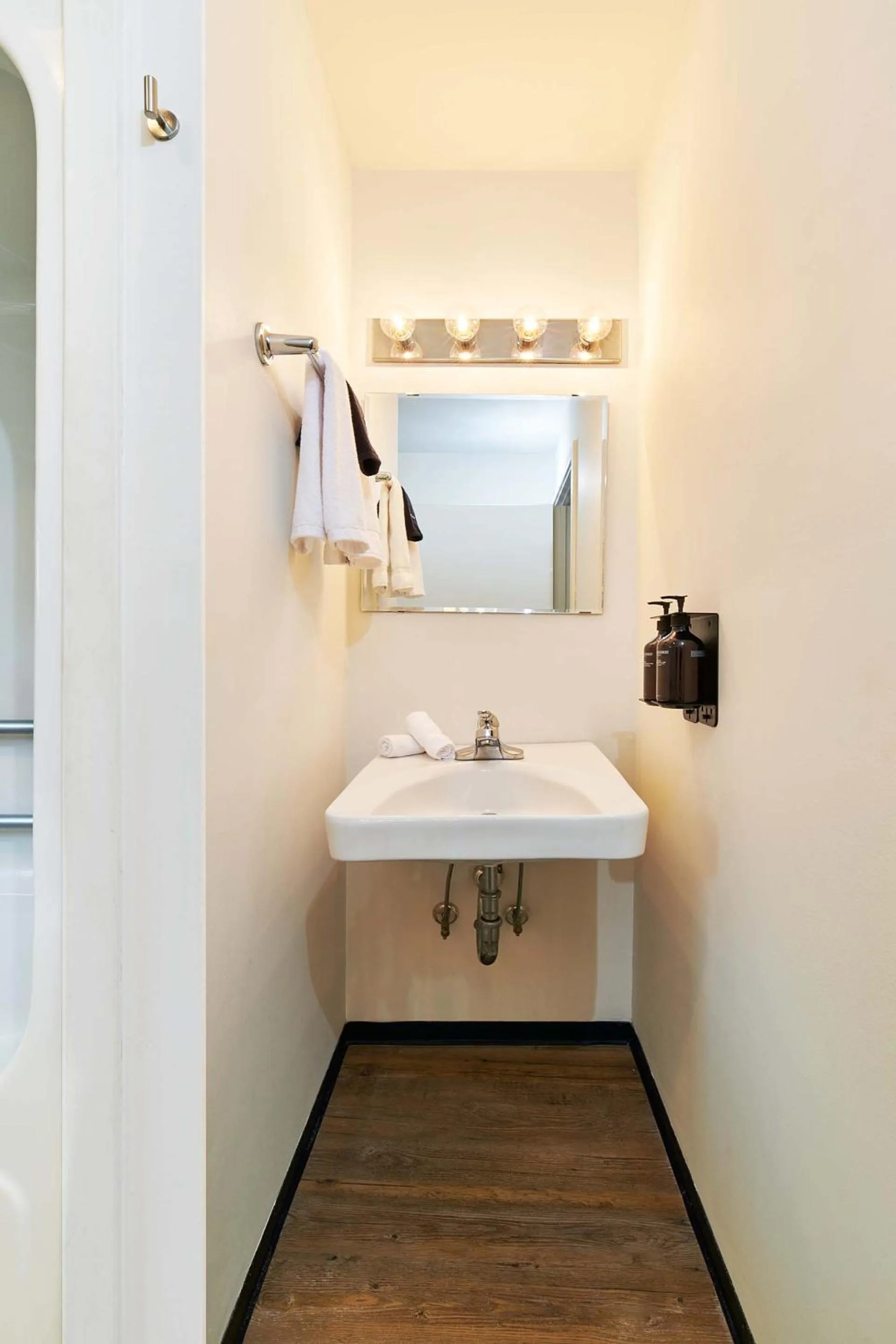 Bathroom in Greenporter Hotel