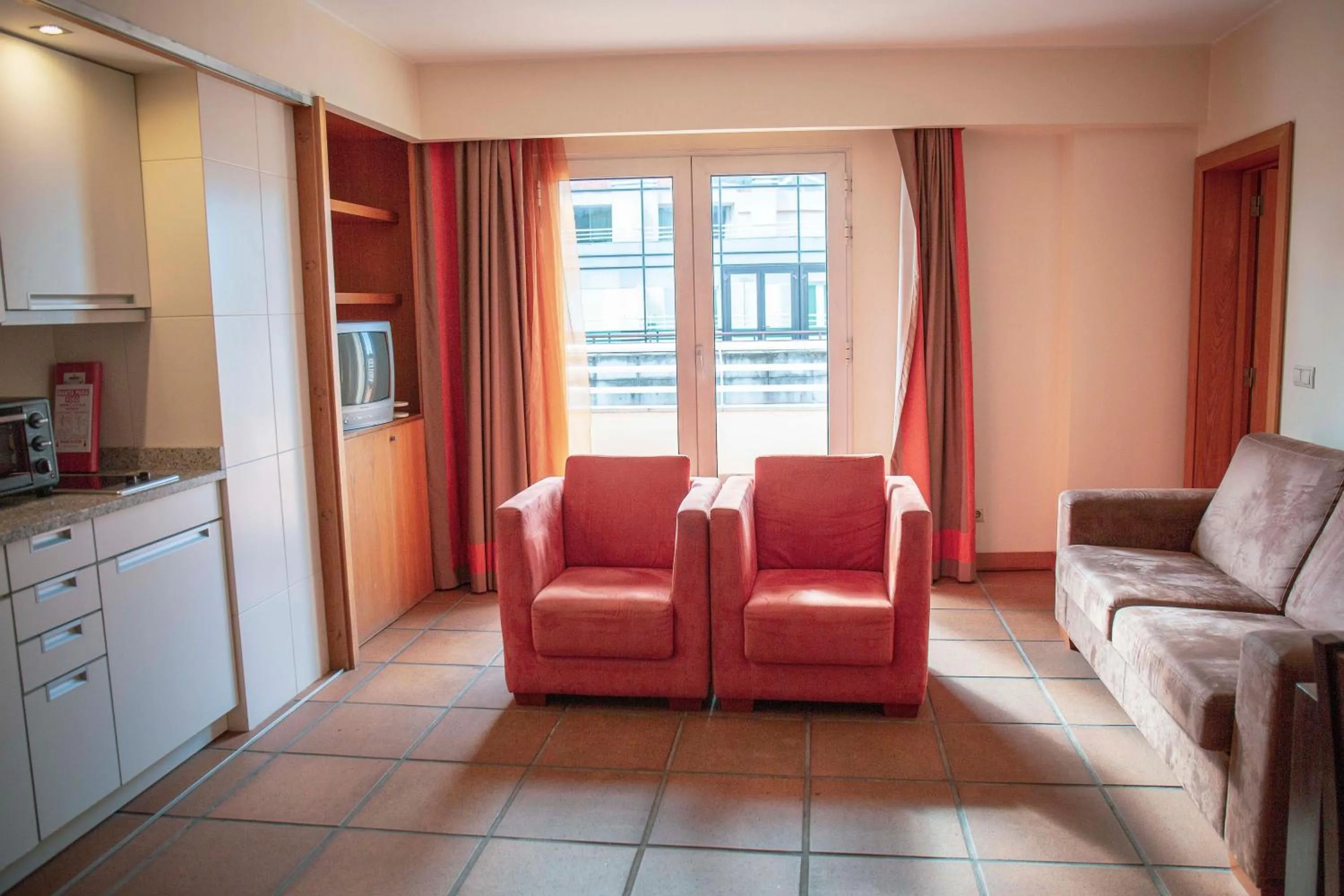 Coffee/tea facilities in Apartamentos Turisticos Atlantida