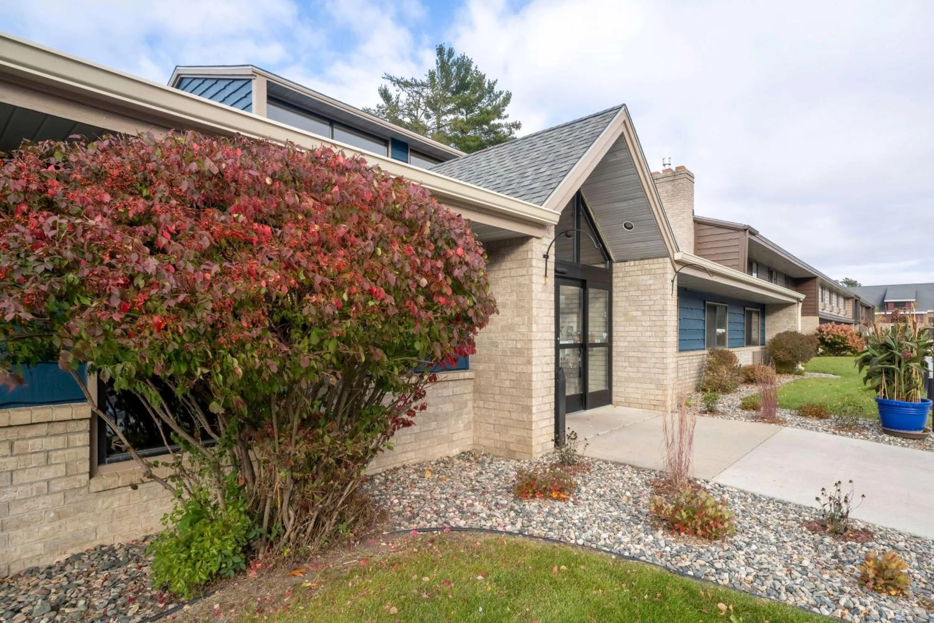 Property building in AmericInn by Wyndham Grand Rapids