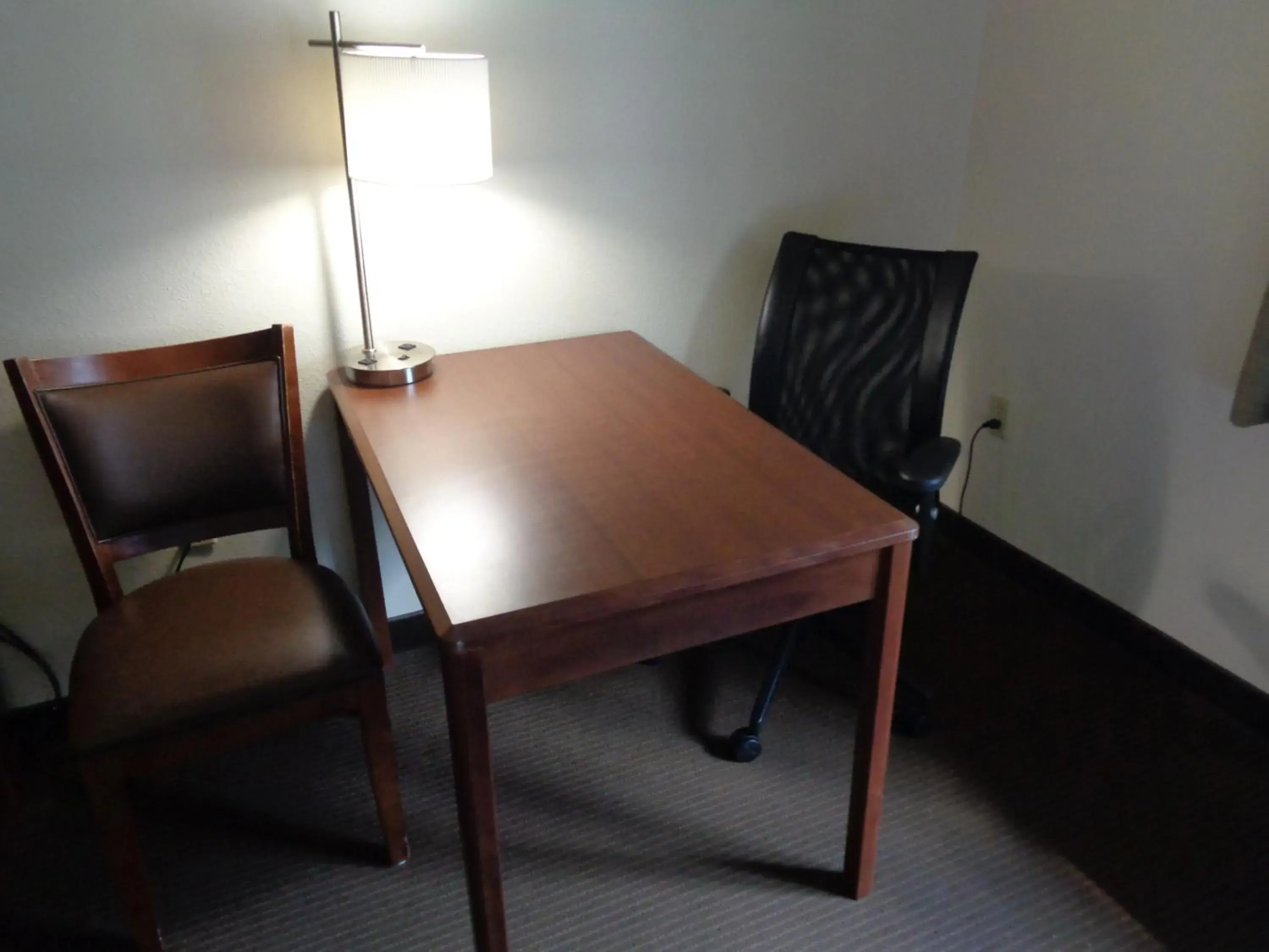 King Room - Non-Smoking in AmericInn by Wyndham Grand Rapids King Room - Non-Smoking in AmericInn by Wyndham Grand Rapids