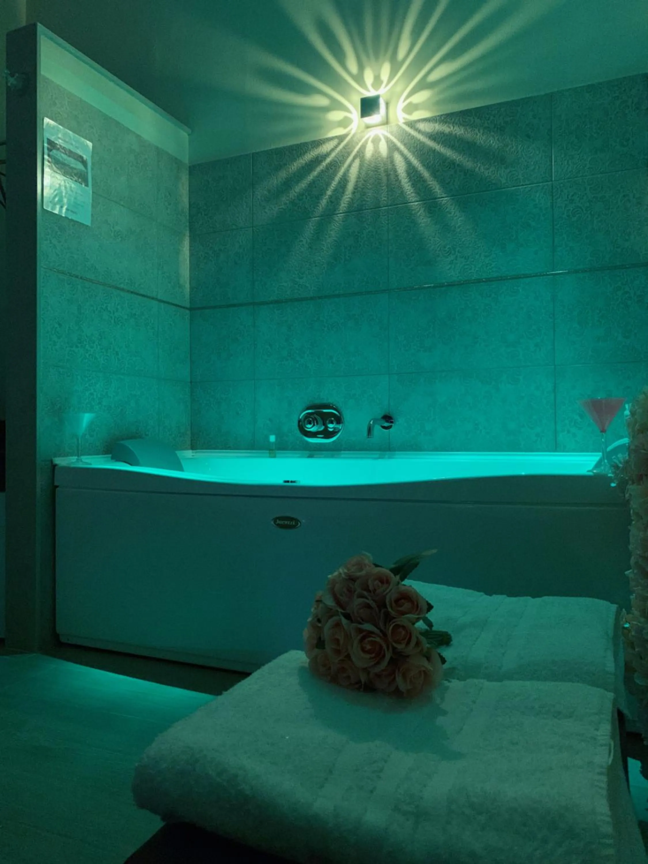 Hot Tub in ManfredoniaJacuzzi