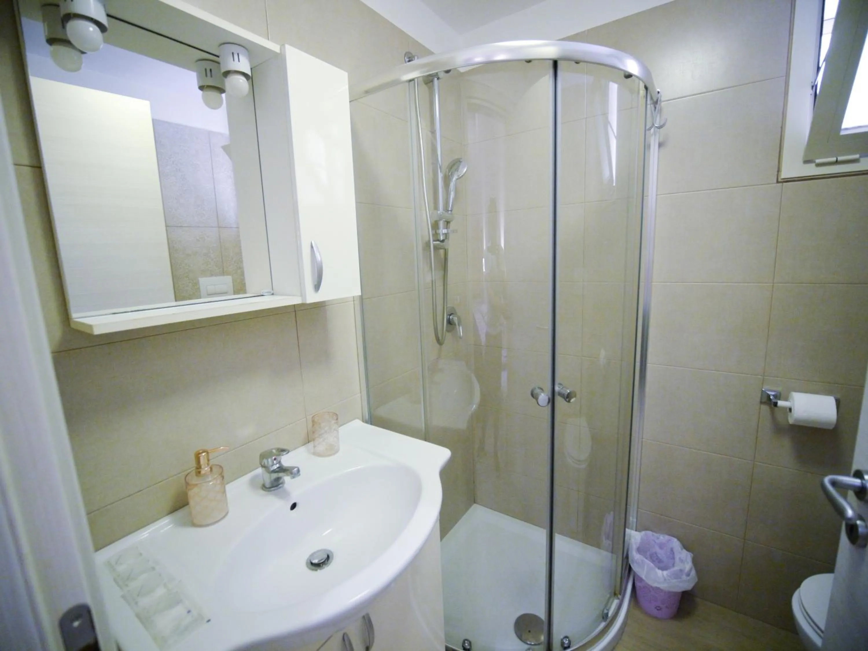 Bathroom in ManfredoniaJacuzzi