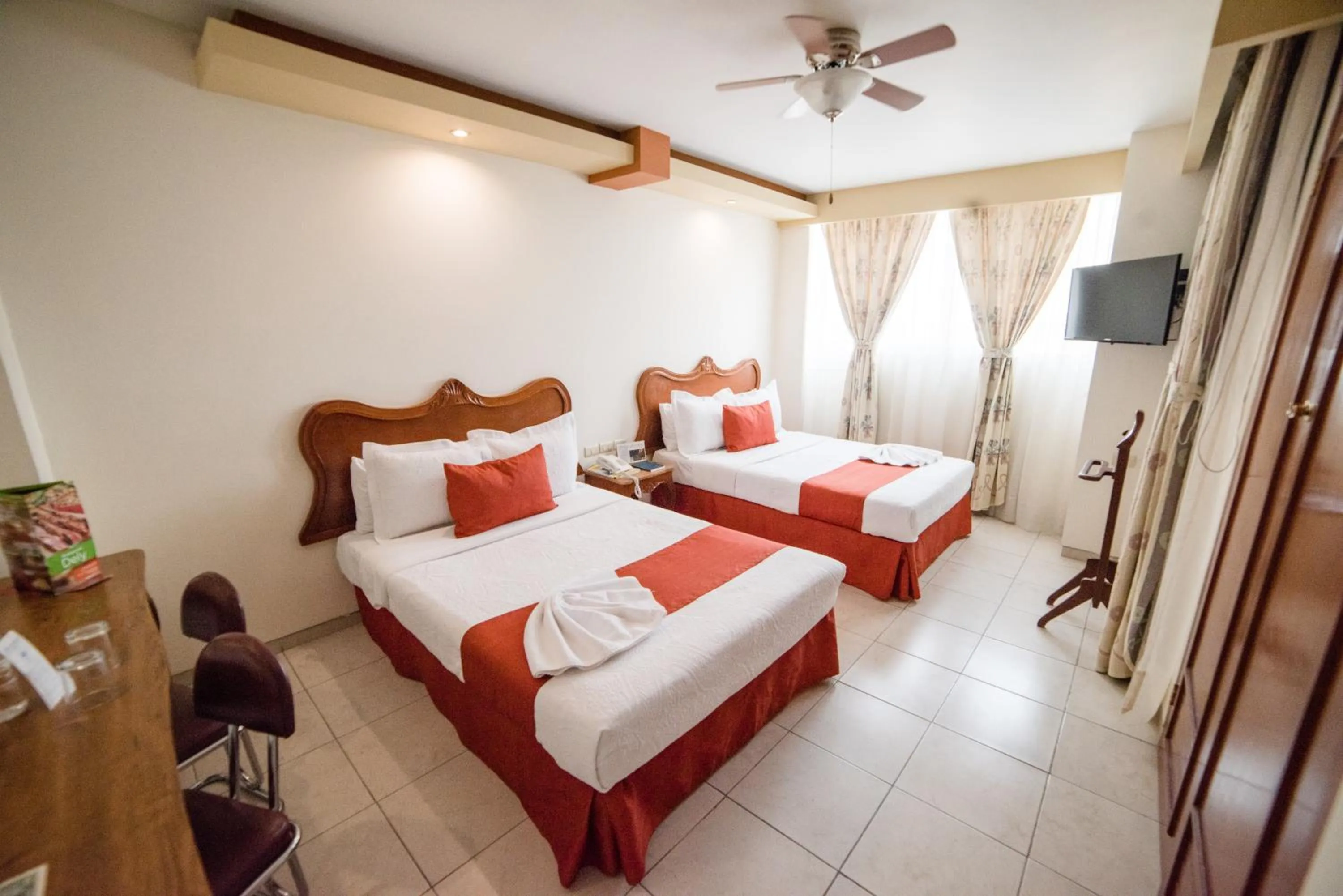 Bed in Hotel Elizabeth Central