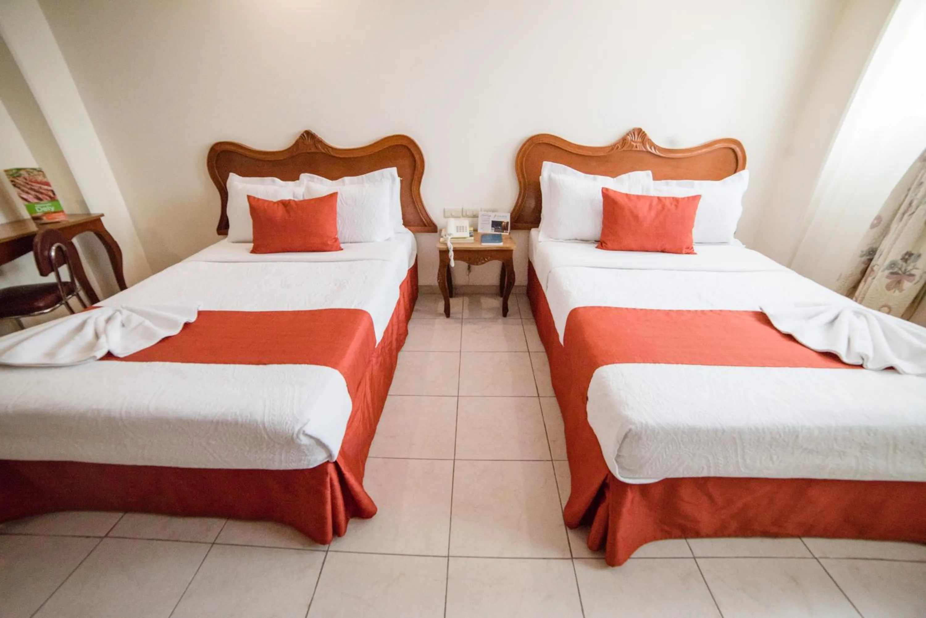 Bed in Hotel Elizabeth Central