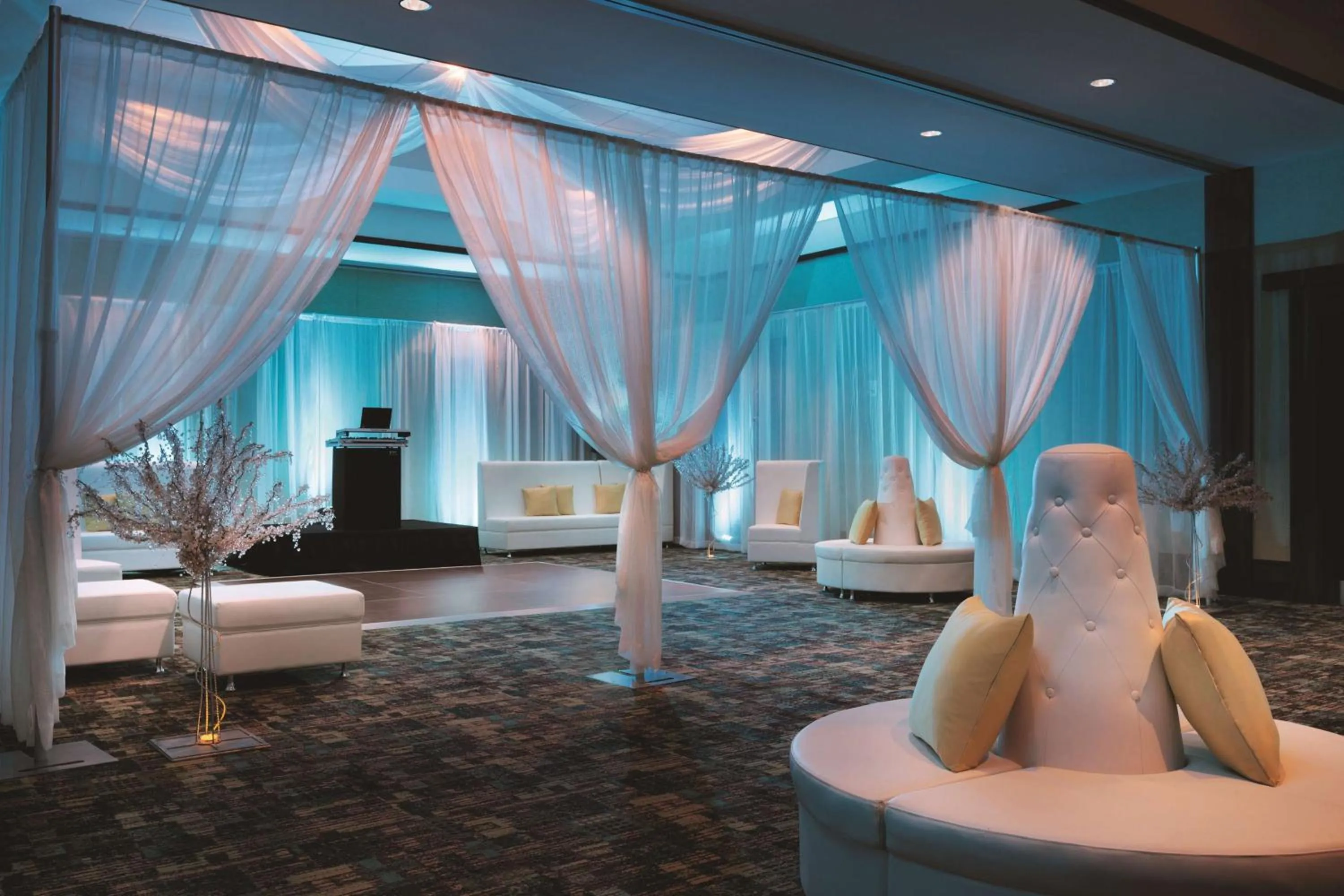 Meeting/conference room in Embassy Suites by Hilton Orlando Lake Buena Vista South