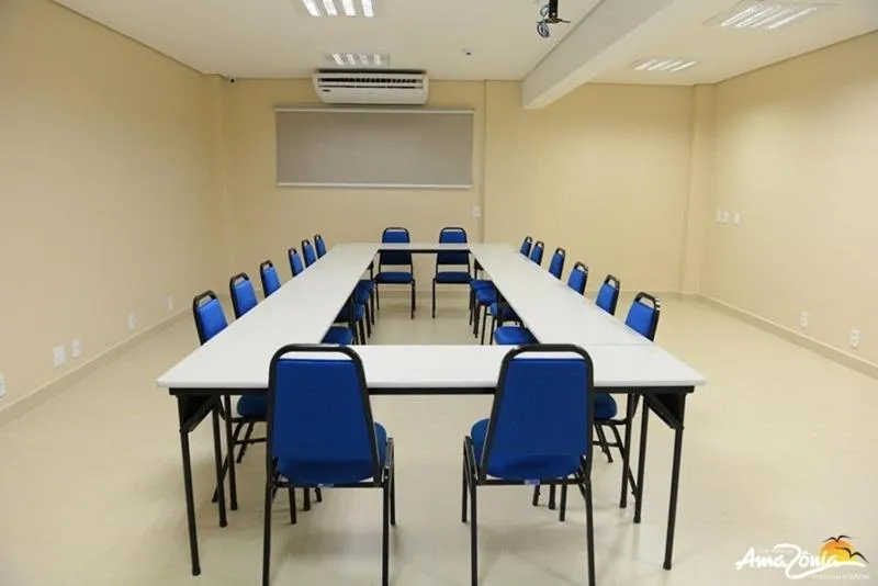Business facilities in Hotel Portal da Amazônia