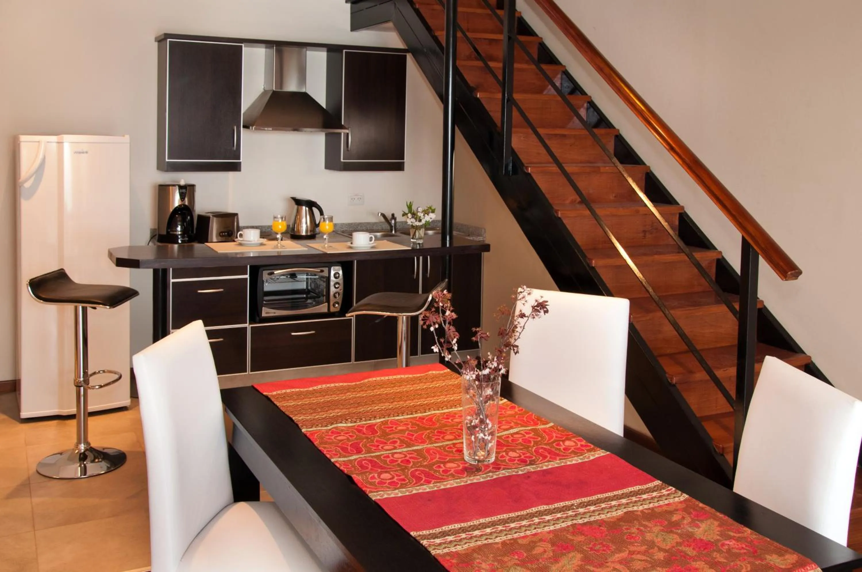 Kitchen or kitchenette in Monasterio Hotel Boutique