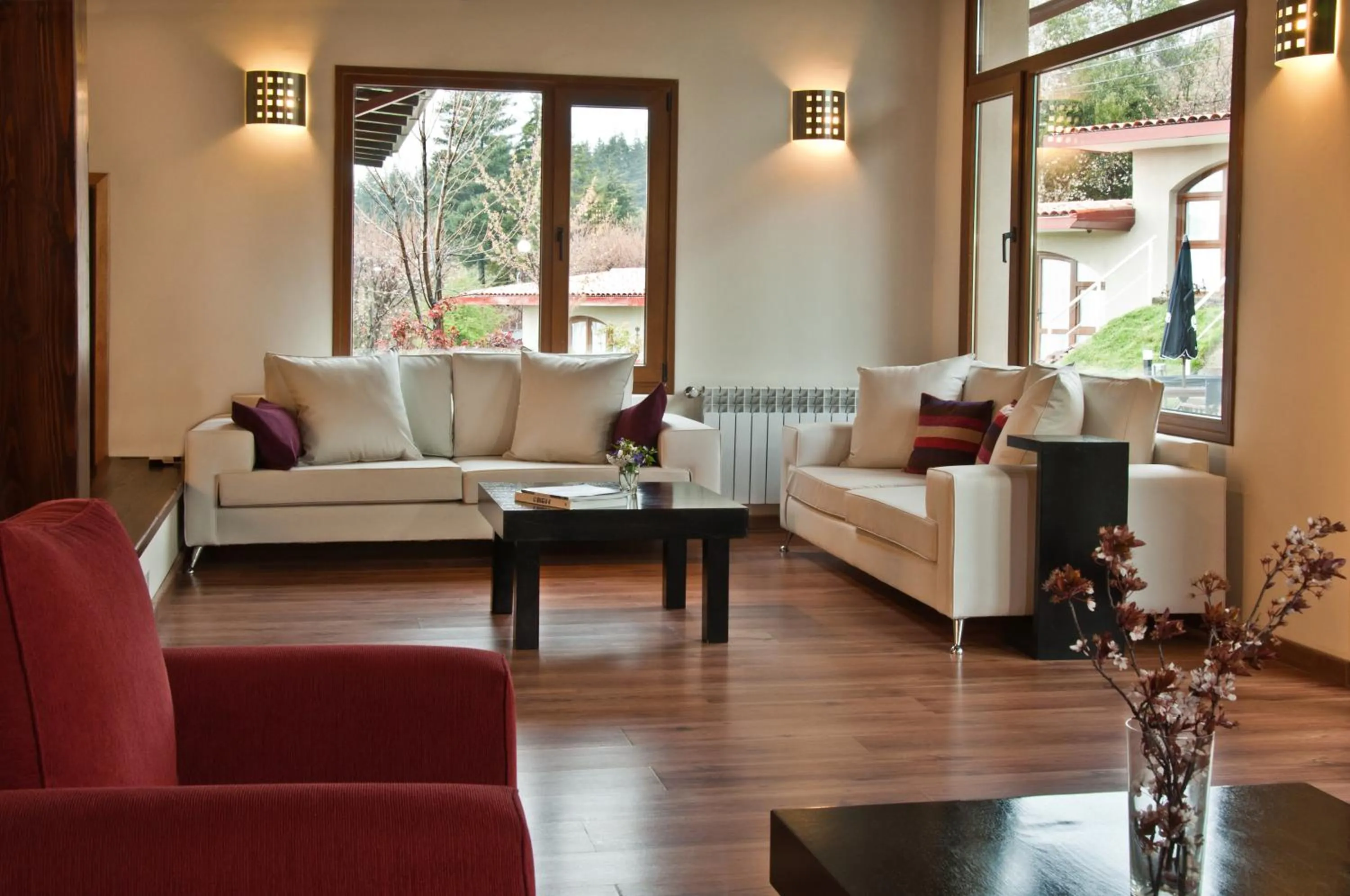 Lobby or reception in Monasterio Hotel Boutique