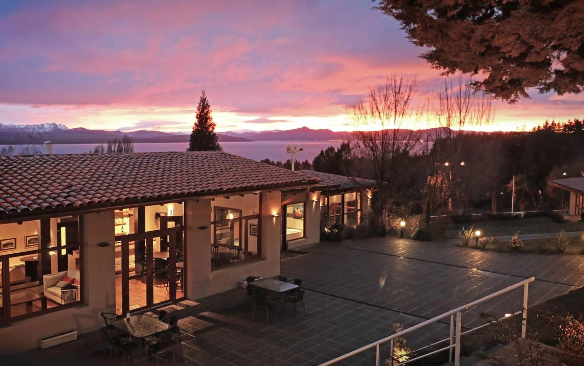 Garden in Monasterio Hotel Boutique