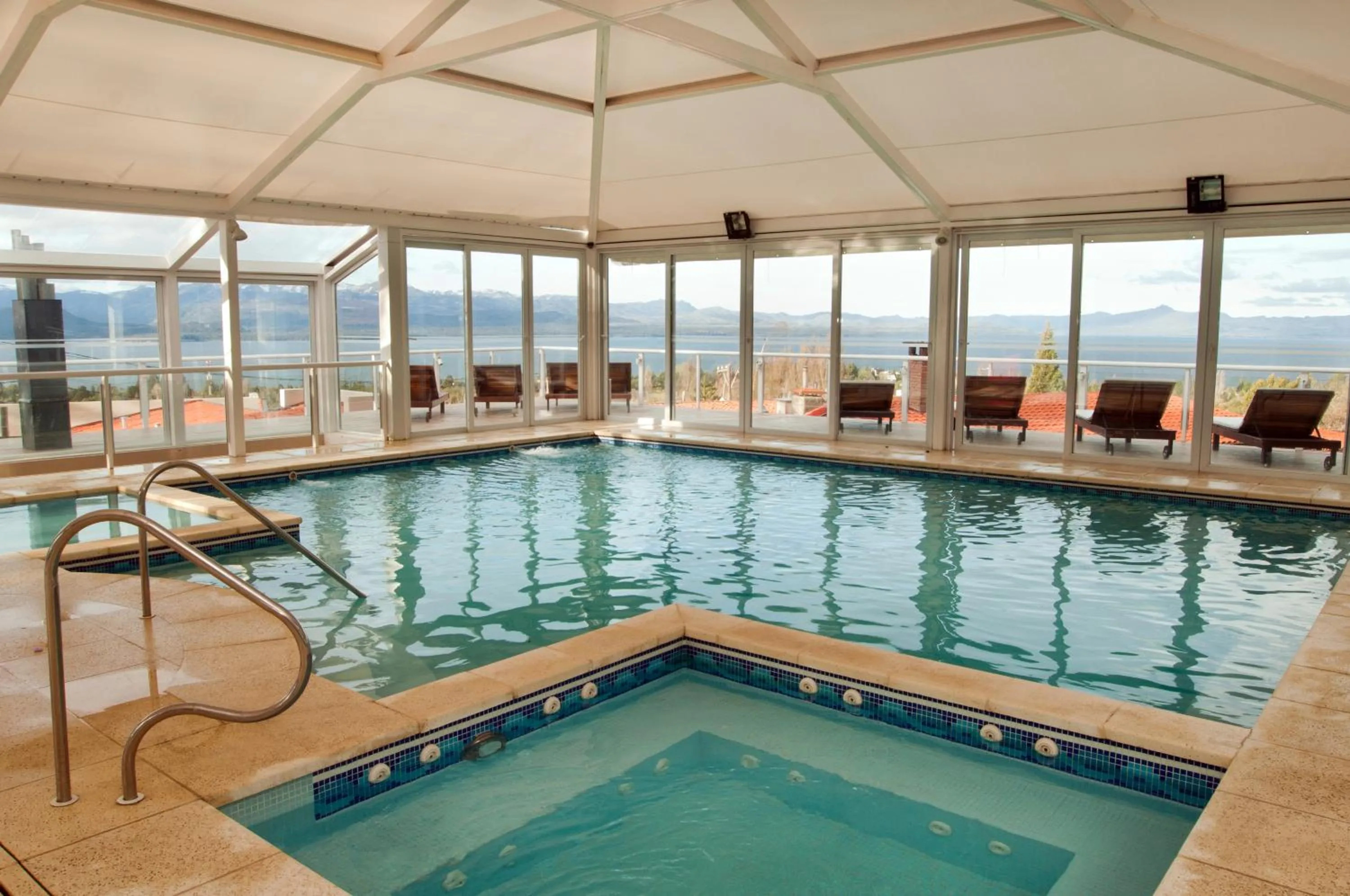 Swimming pool in Monasterio Hotel Boutique
