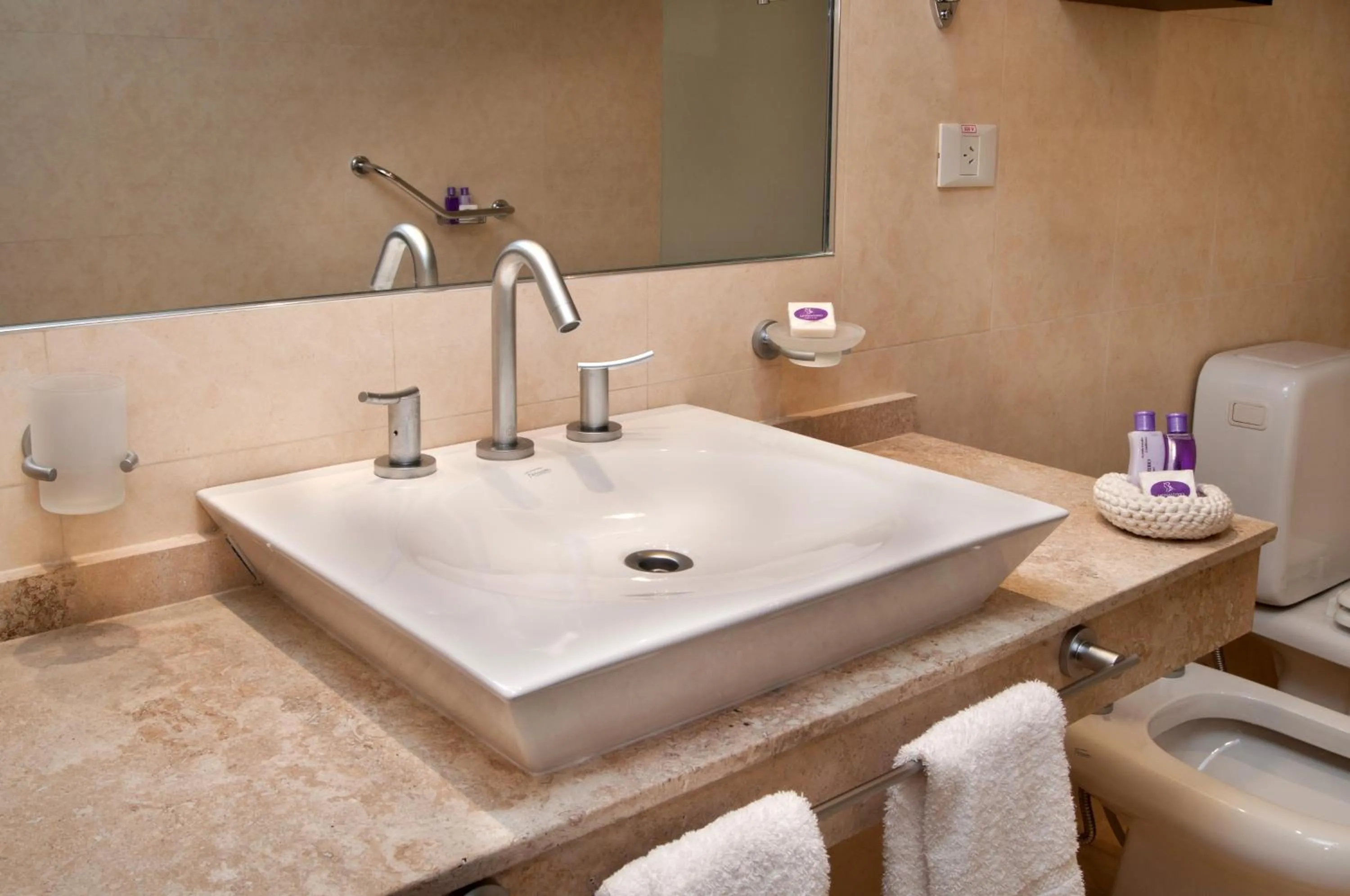 Bathroom in Monasterio Hotel Boutique