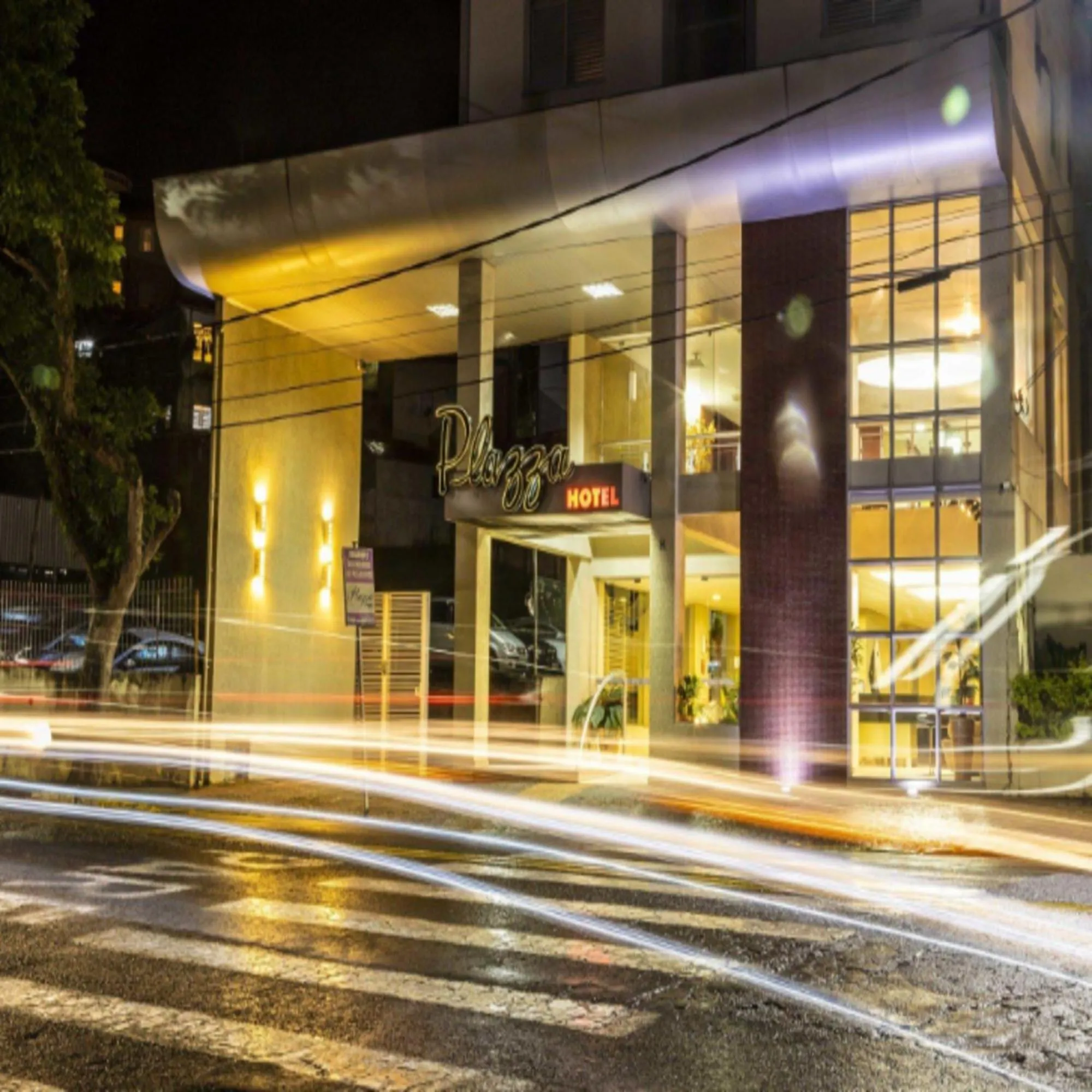 Facade/entrance in VOA Plazza Hotel
