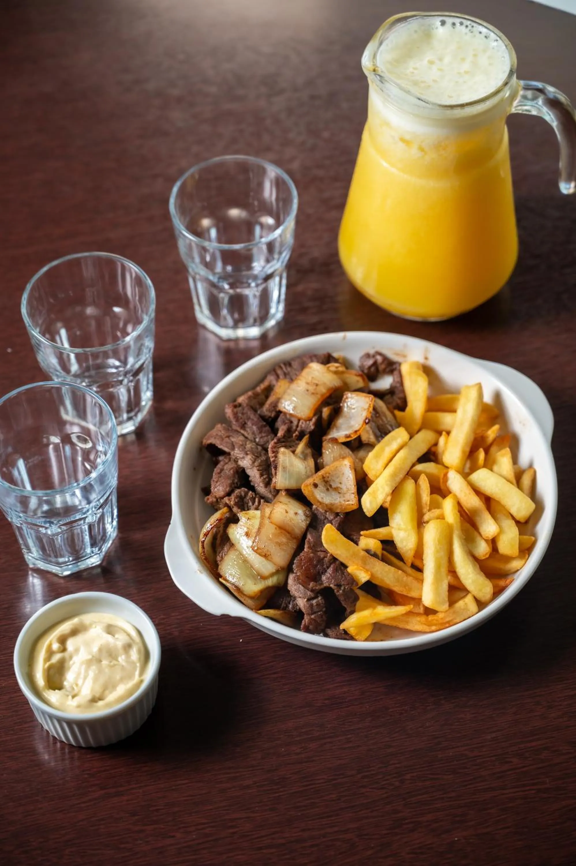 Restaurant/places to eat in Hotel 365