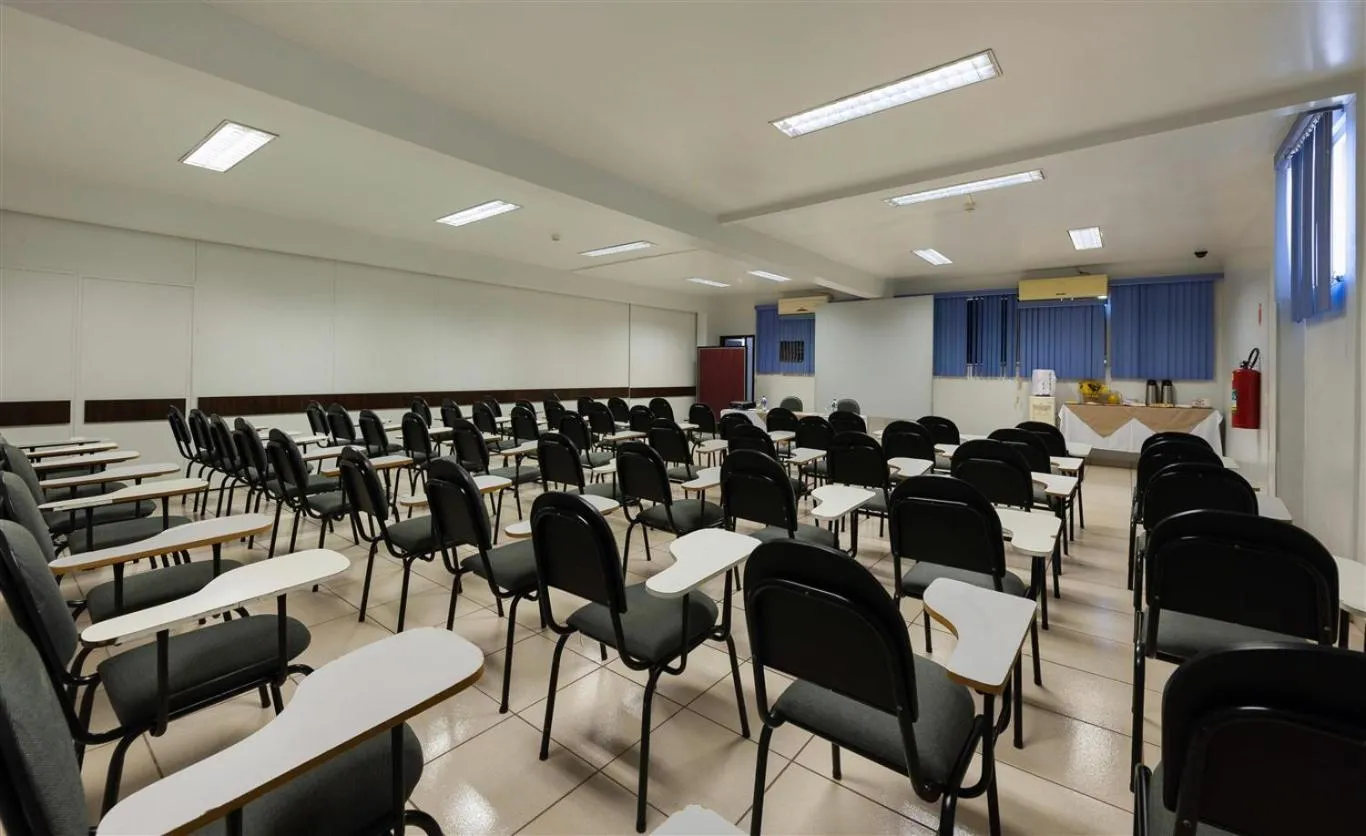 Business facilities in Hotel 365