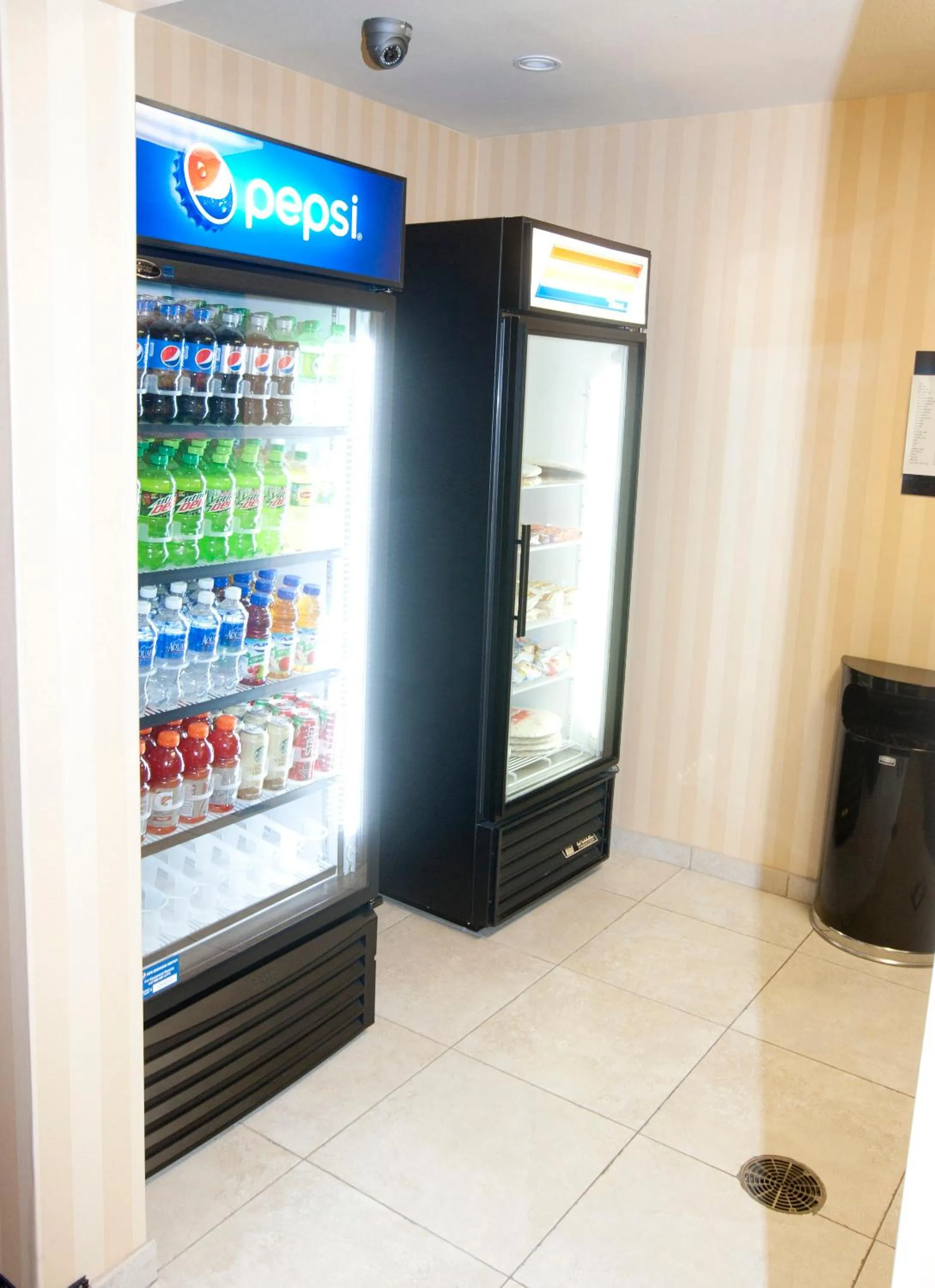 Food and drinks in Cobblestone Inn & Suites - Langdon