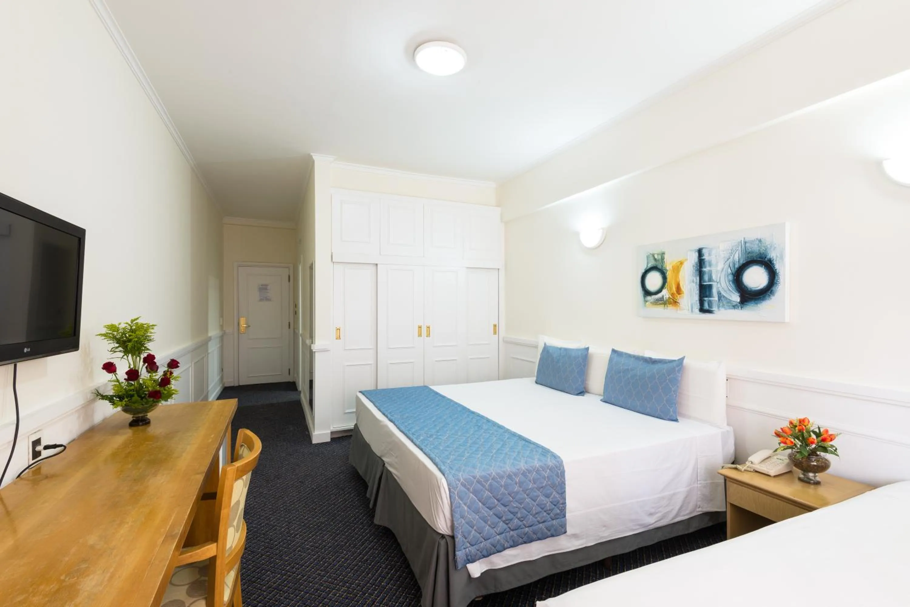 Photo of the whole room, Bed in Hotel Guarany